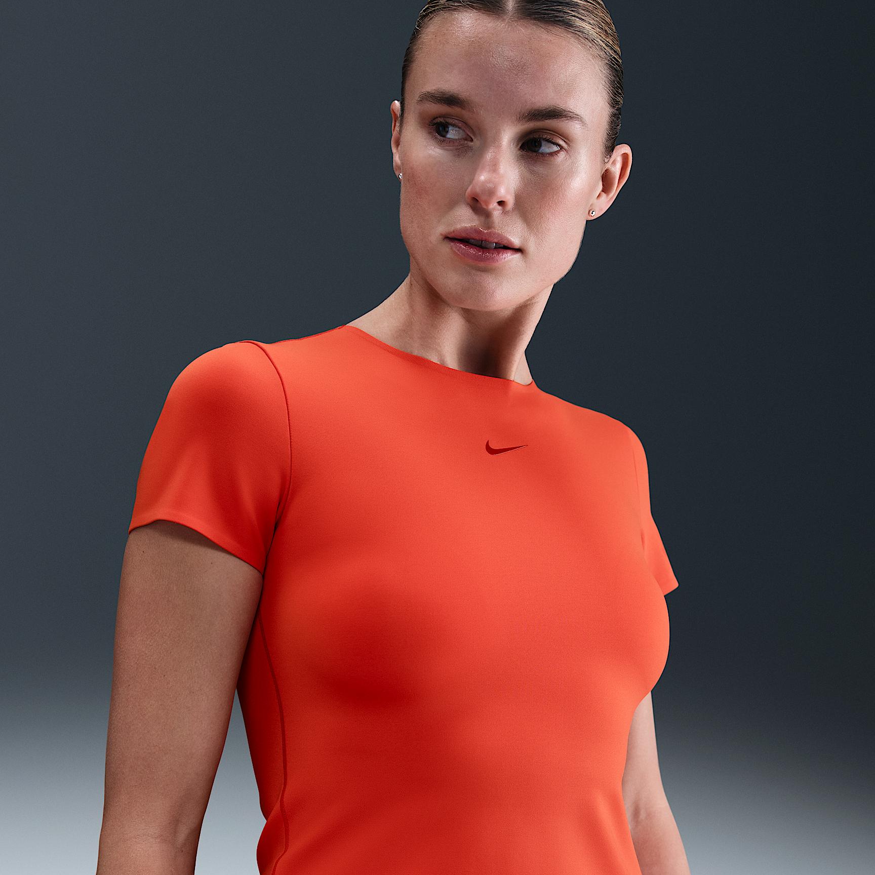 Nike Womens Form Short-Sleeve Top | HQ8079-633 Product Image