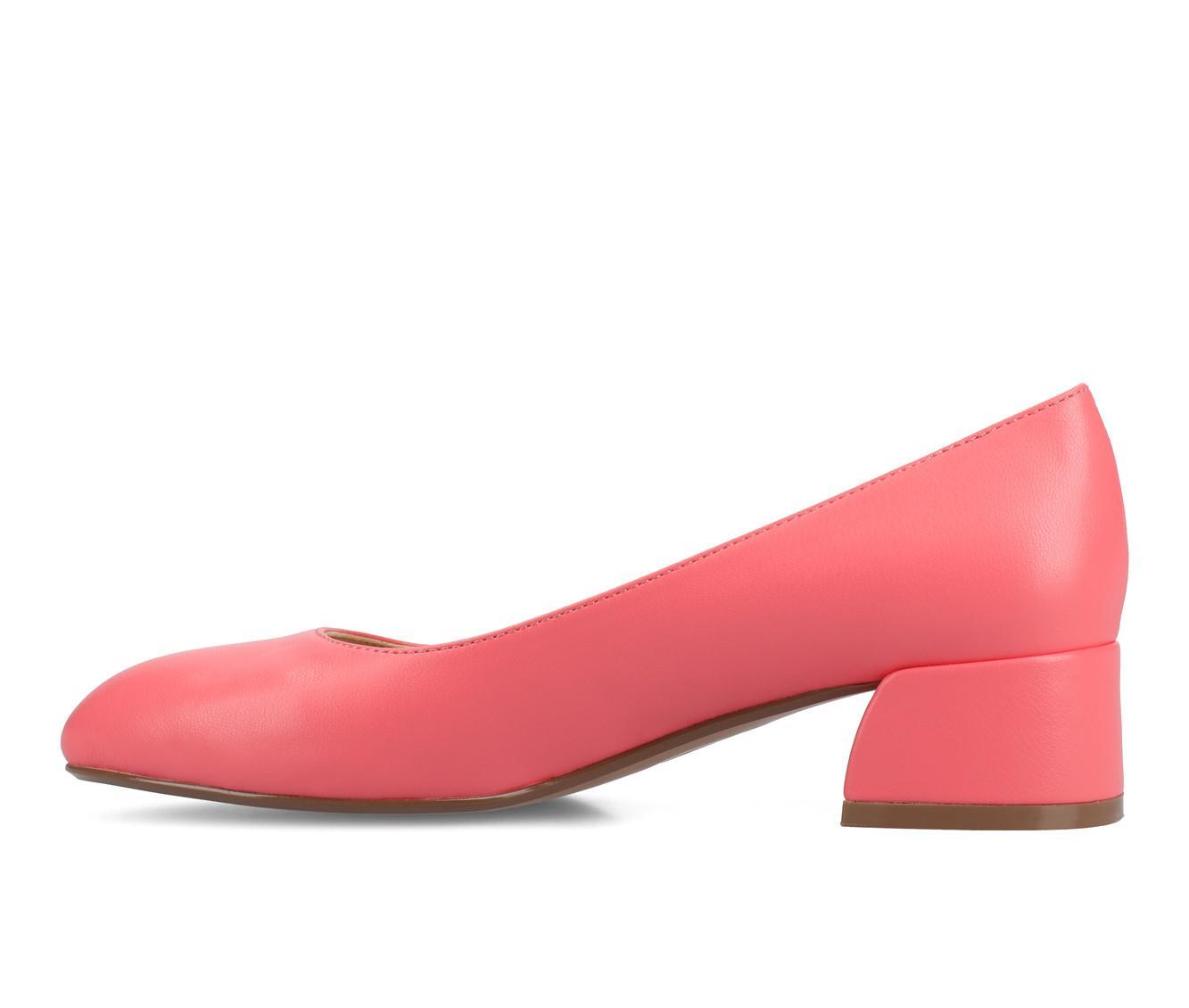 Women's Journee Collection SaarII Pumps Product Image