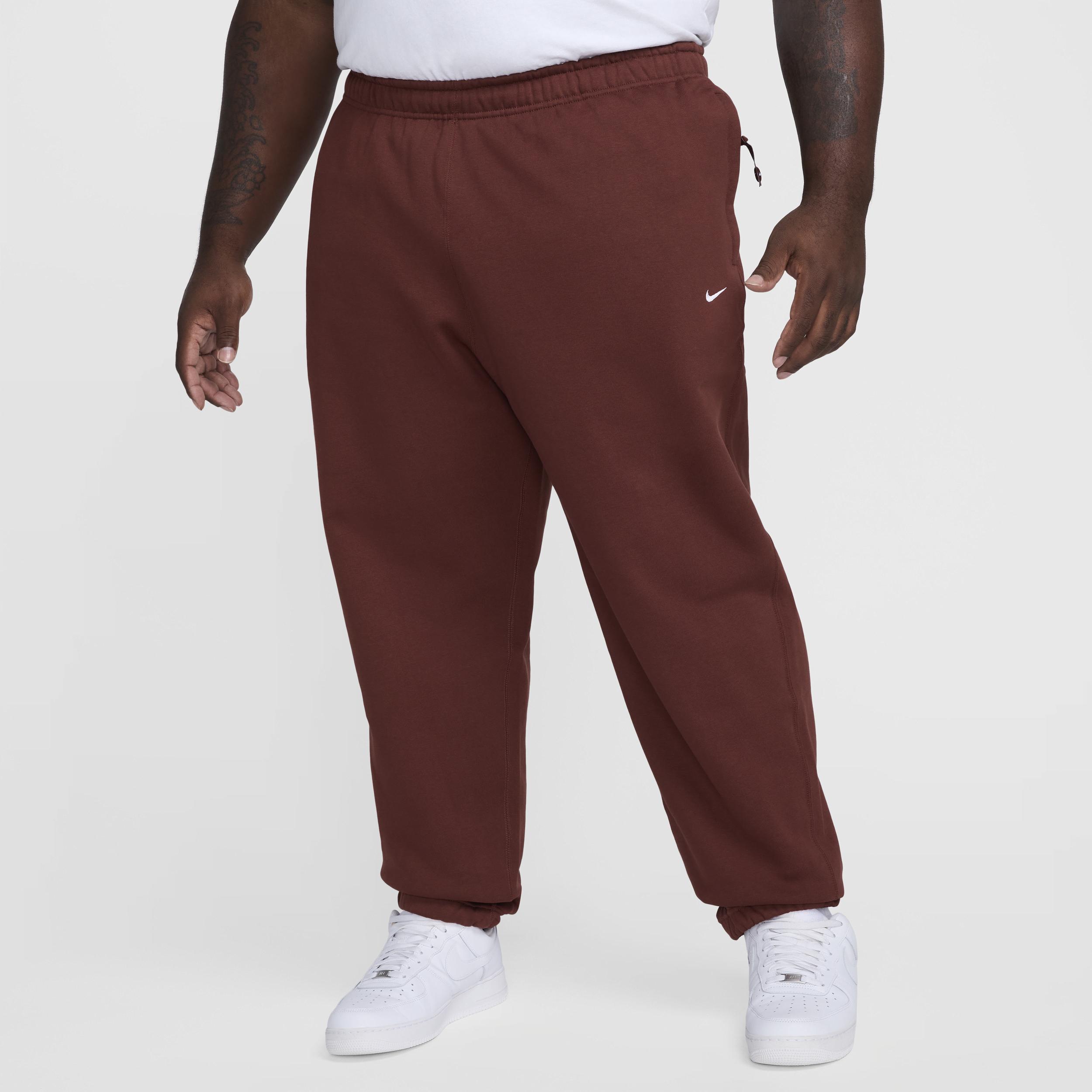 Nike Men's Solo Swoosh Fleece Pants Product Image