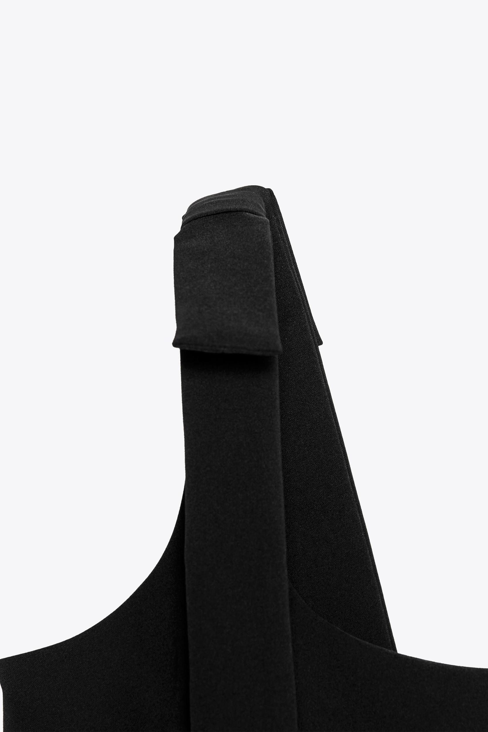 BOW DETAIL STRETCH TOP Product Image