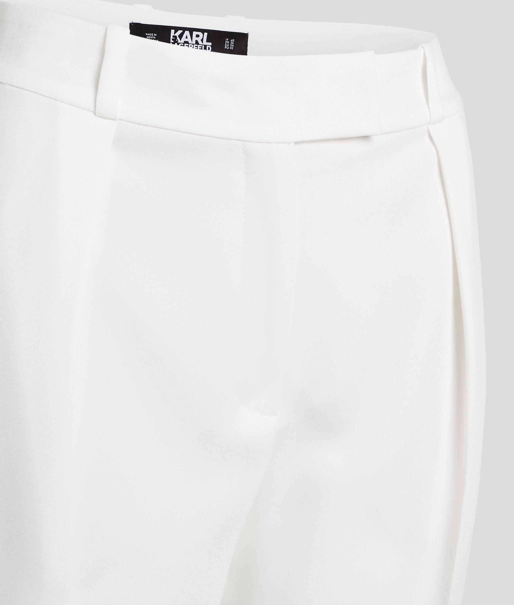 CONTRAST PANELED TAILORED PANTS  Product Image