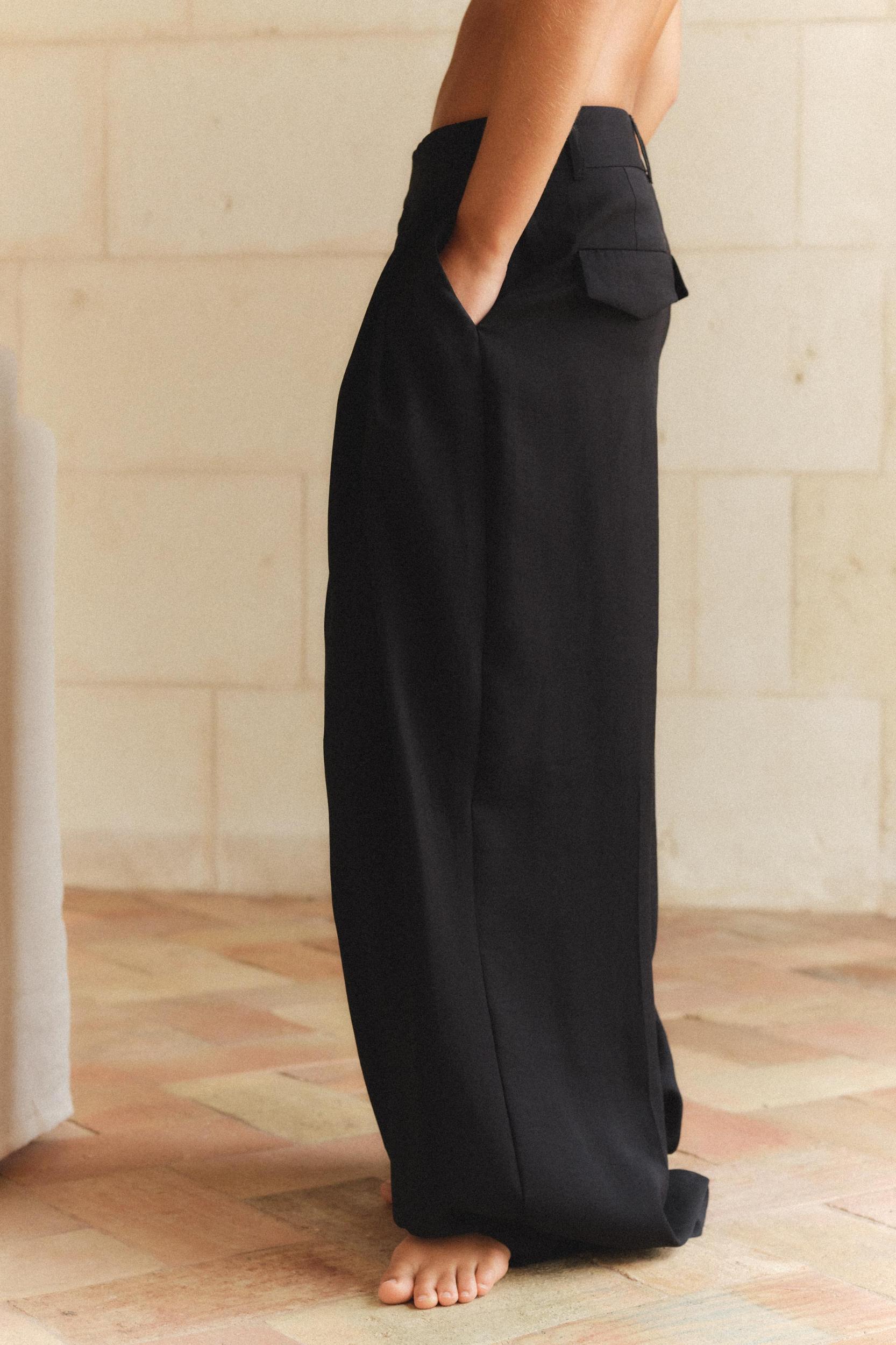 DOUBLE PLEAT FLAP PANTS Product Image