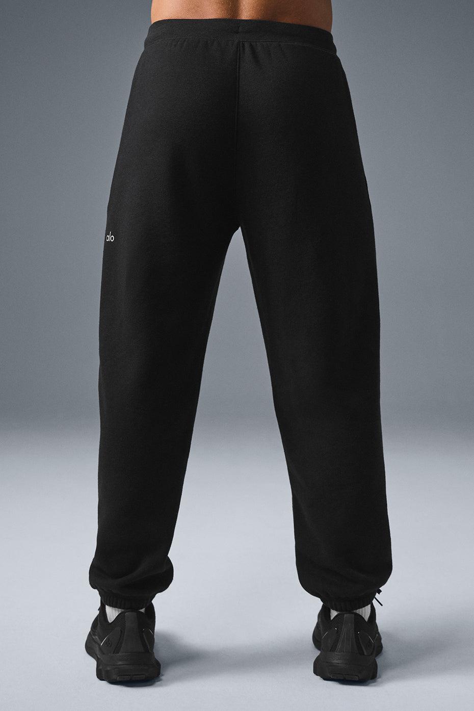 Triumph Restore Sweatpant - Black Product Image