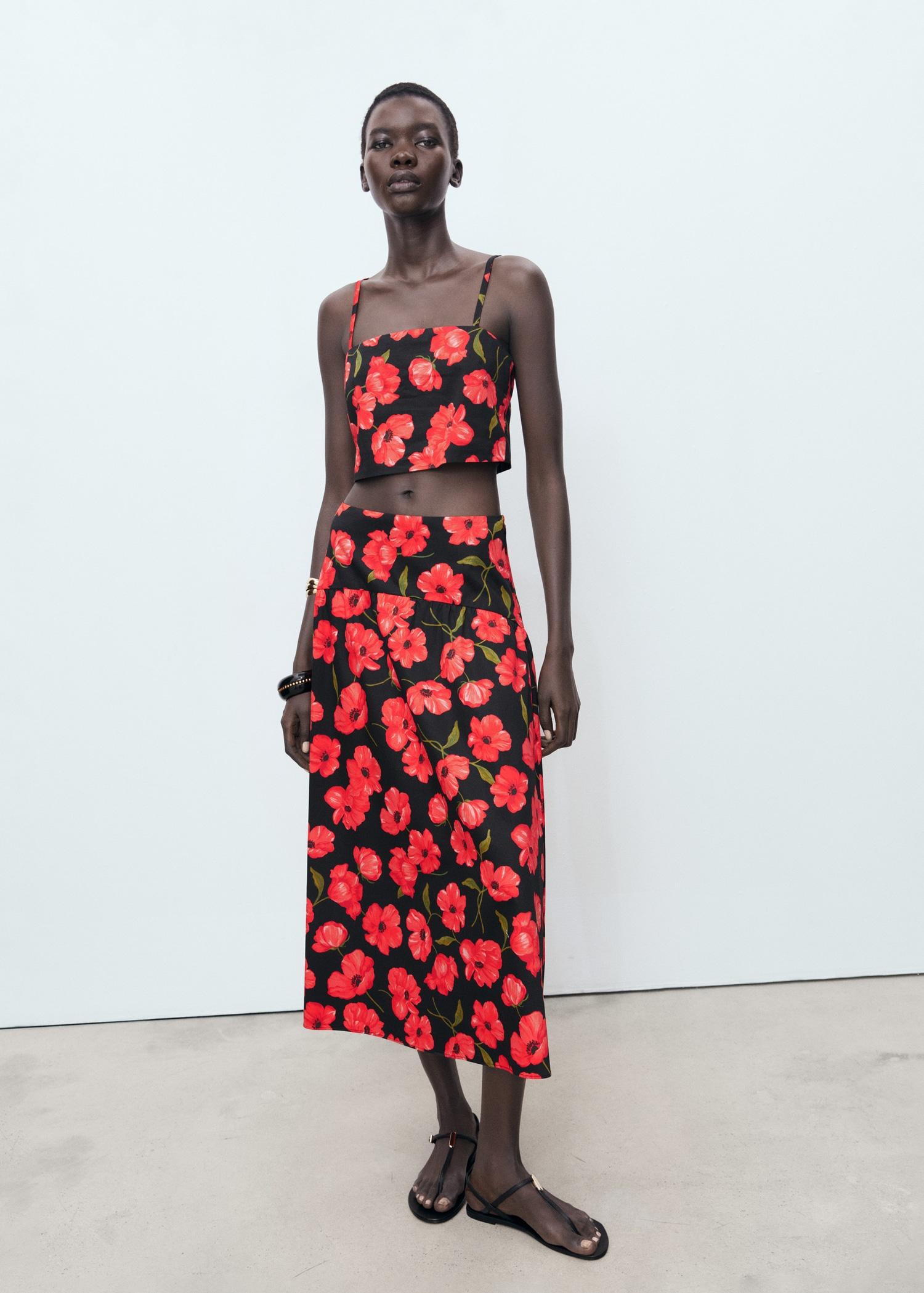 Floral crop top - Women | MANGO USA Product Image