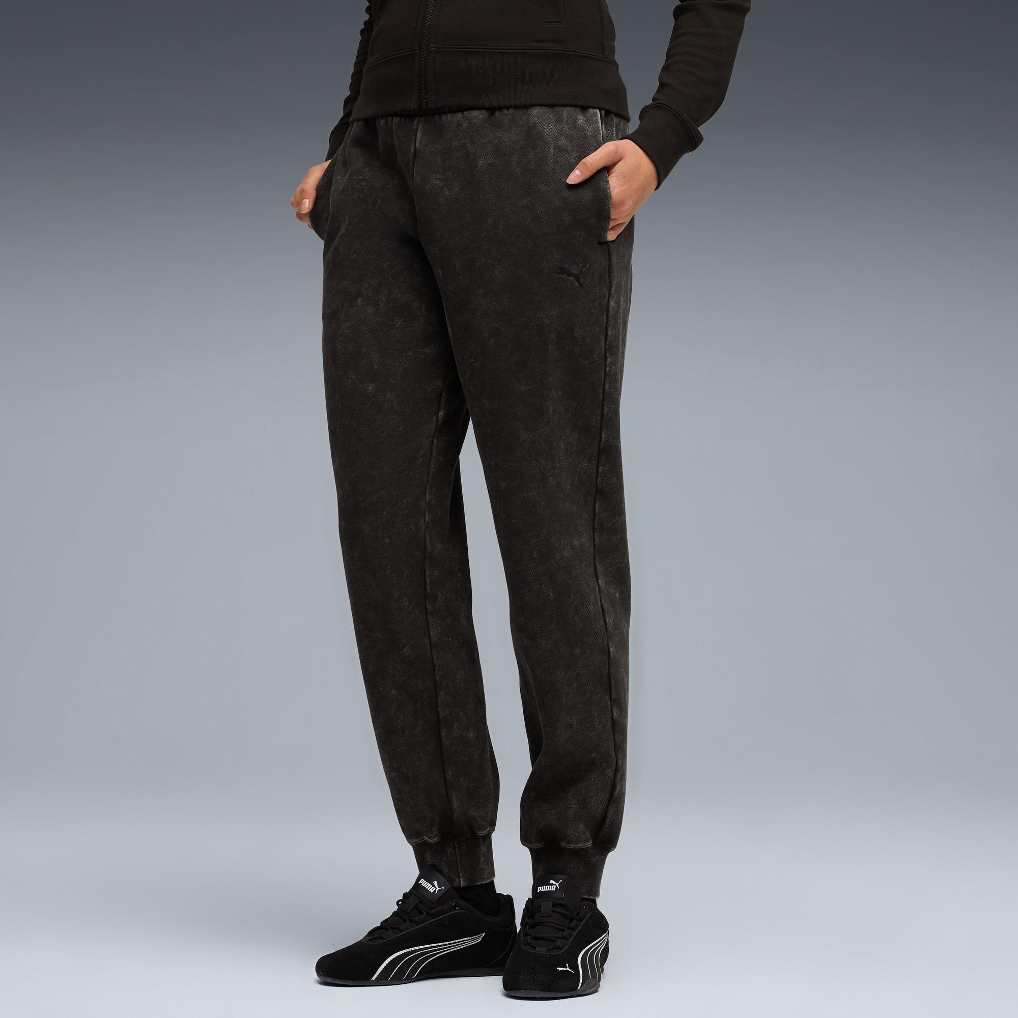 ESS ELEVATED Wash Sweatpants Women Product Image