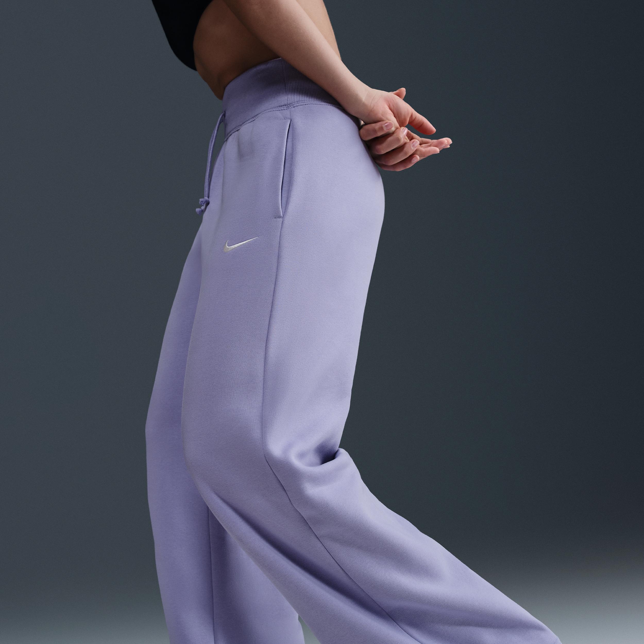 Women's Nike Sportswear Phoenix Fleece High-Waisted Wide-Leg Sweatpants Product Image