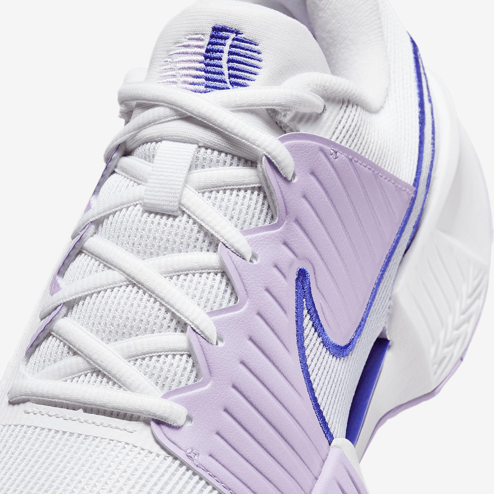 Nike GP Challenge Pro Women's Hard Court Tennis Shoes Product Image