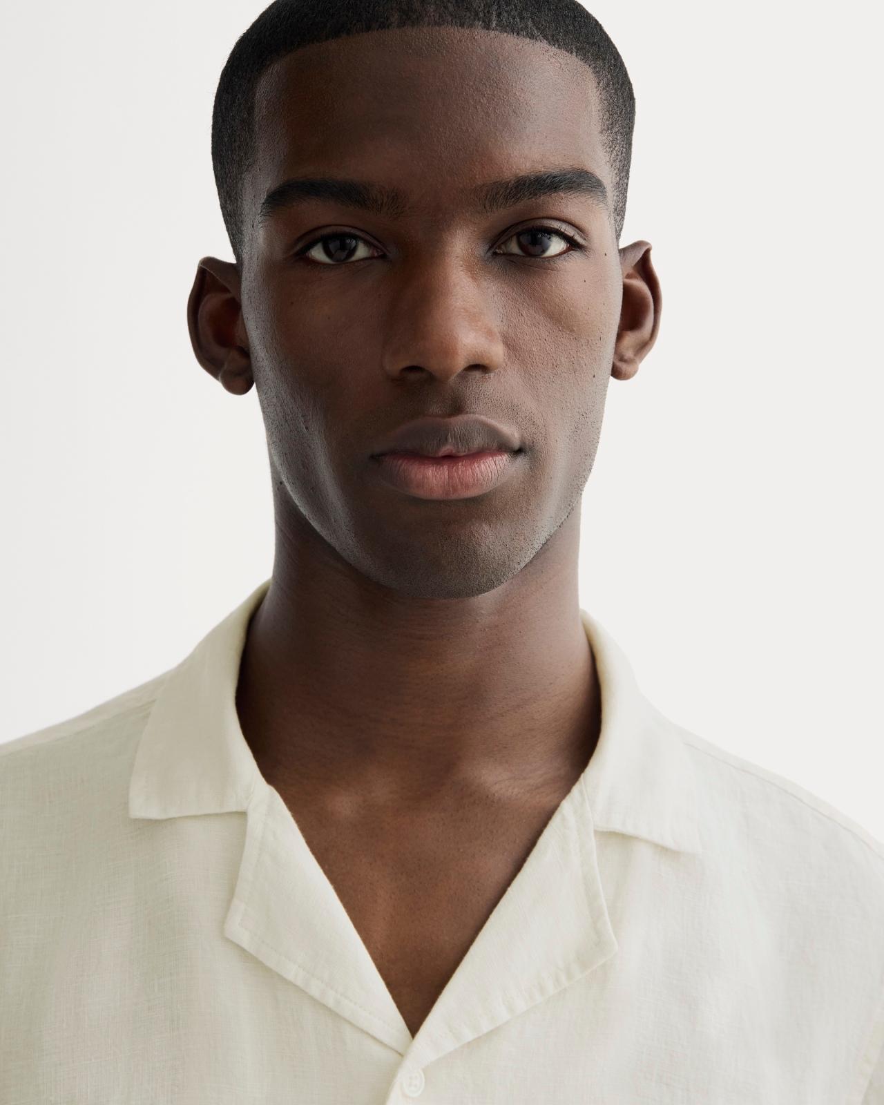 Mens Resort Shirt in Linen by Everlane Product Image
