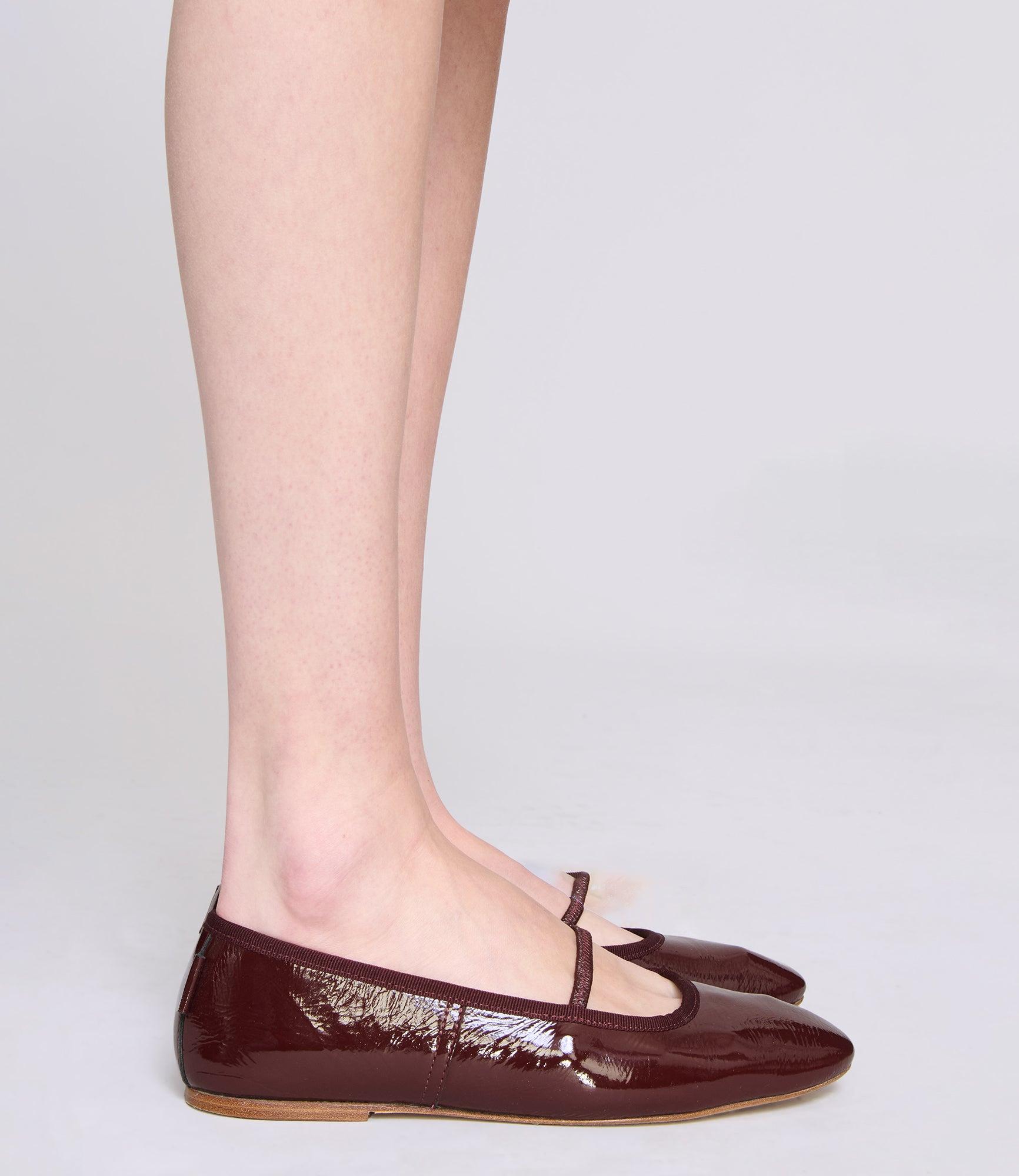 Swan ballet flats Female Product Image