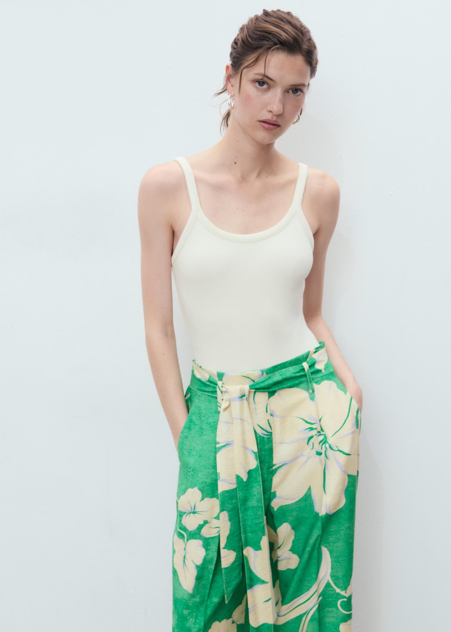 Printed pants with belt - Women | MANGO USA Product Image