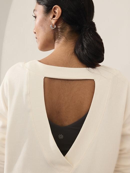 Presence Sweatshirt Product Image