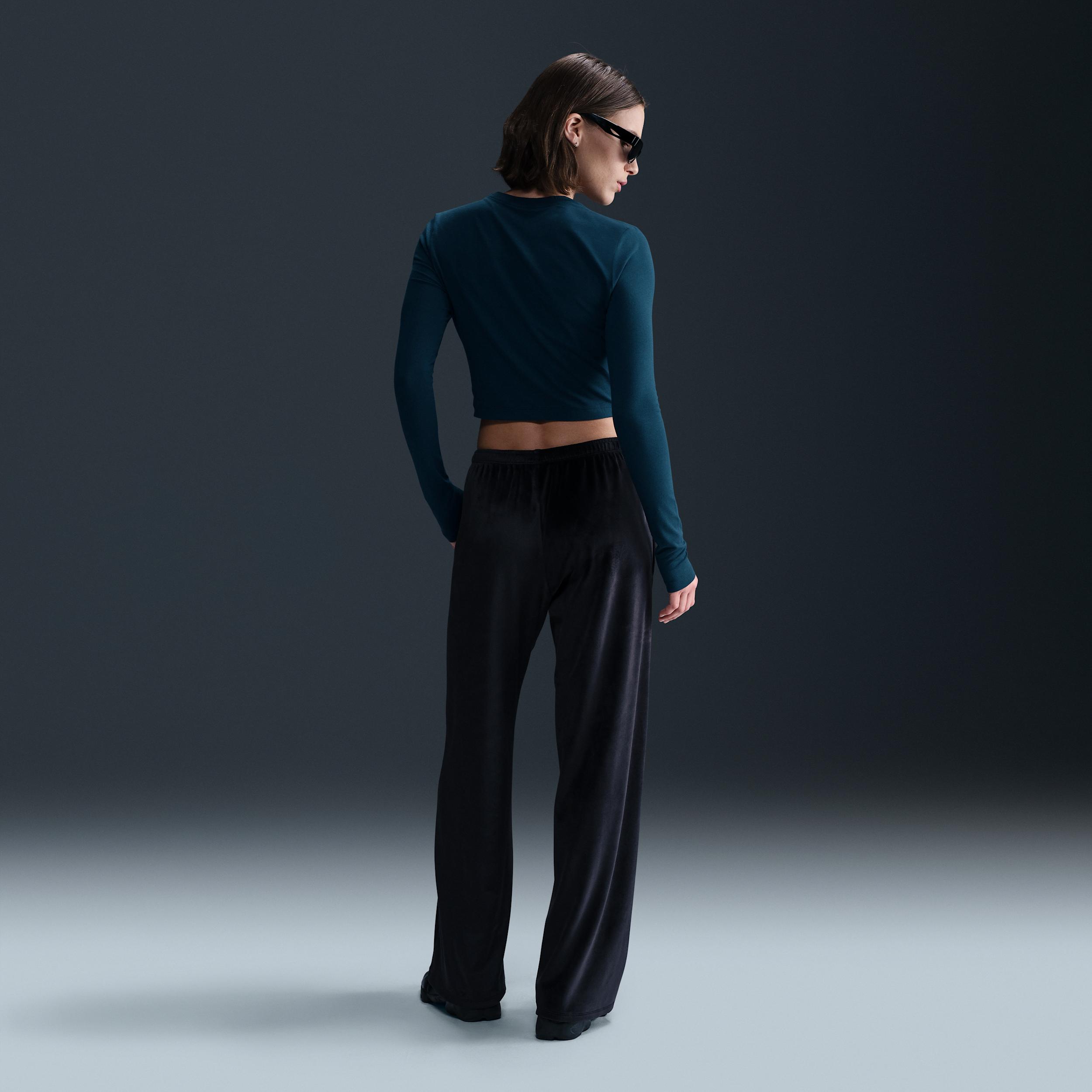 Nike Sportswear Chill Knit Women's Slim Long-Sleeve Cropped Top Product Image
