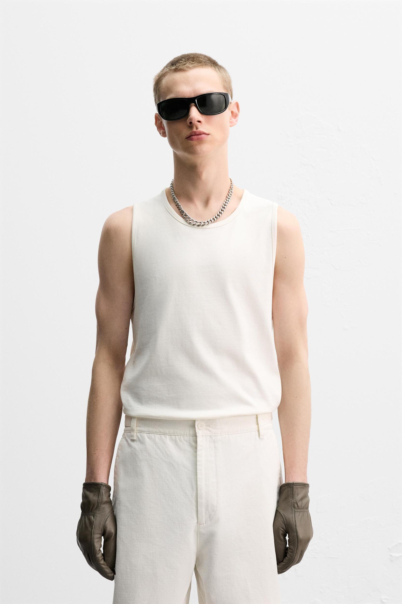 TANK TOP LIMITED EDITION Product Image