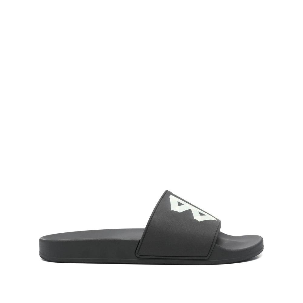BALENCIAGA Black Sandals With Maxi Contrasting Logo In Tech Fabric Man In Multicolor Product Image