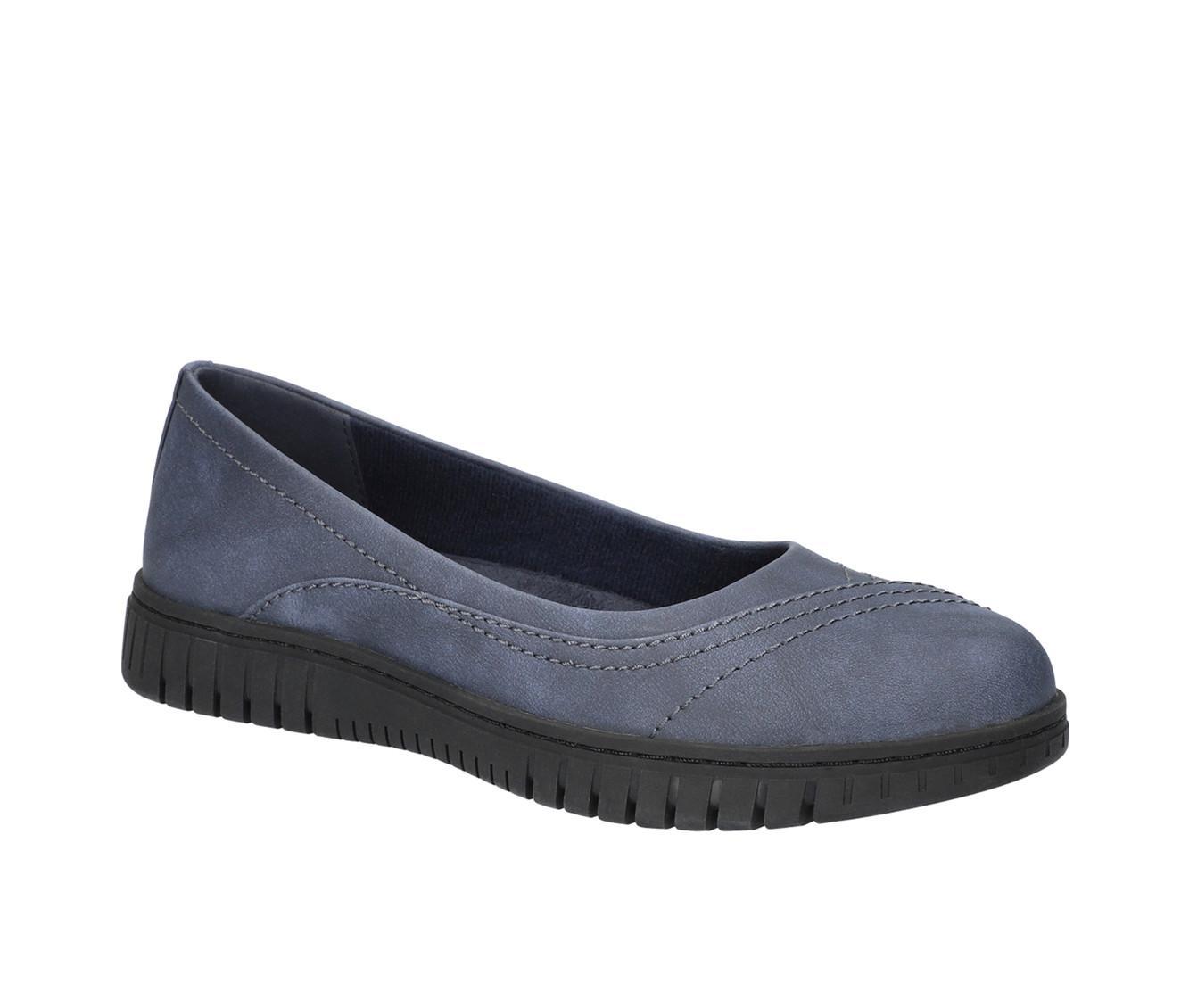 Women's Easy Street Cosma Product Image