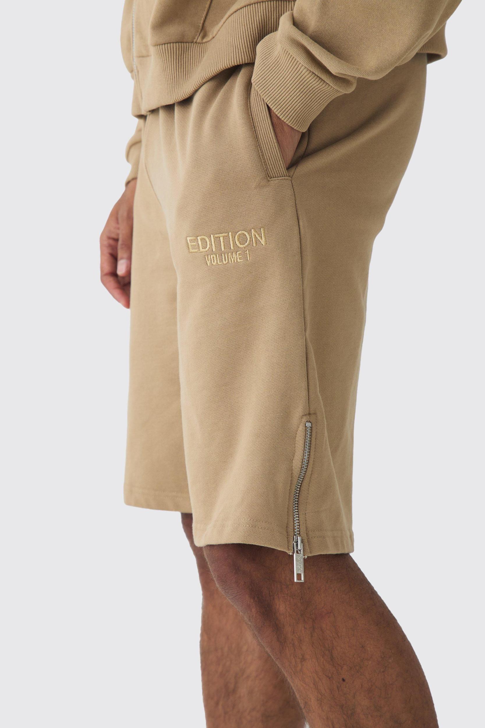 EDITION Oversized Heavyweight Zip Hem Shorts | boohooMAN USA Product Image
