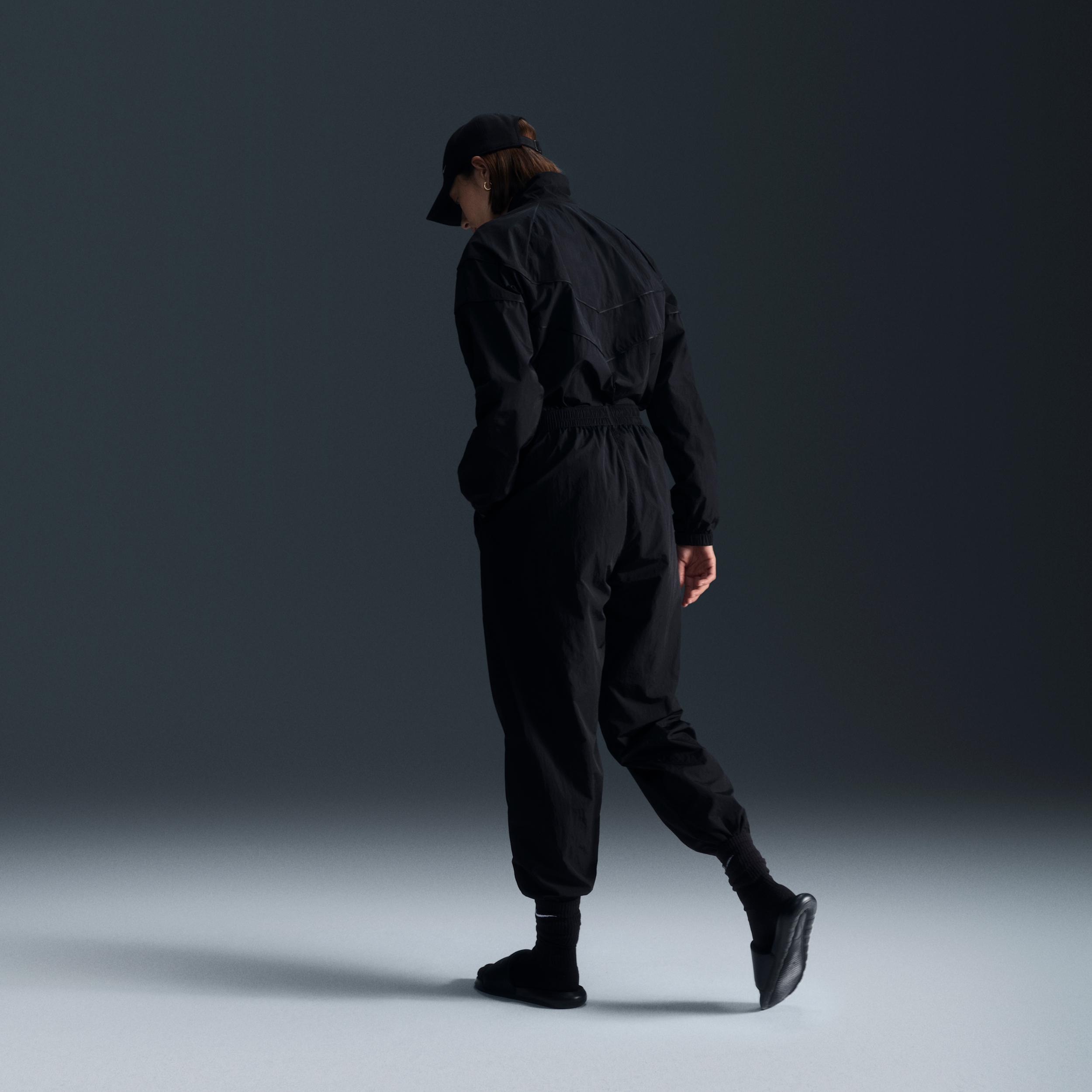 Women's Nike Sportswear Essential Mid-Rise Oversized Woven Jogger Pants Product Image