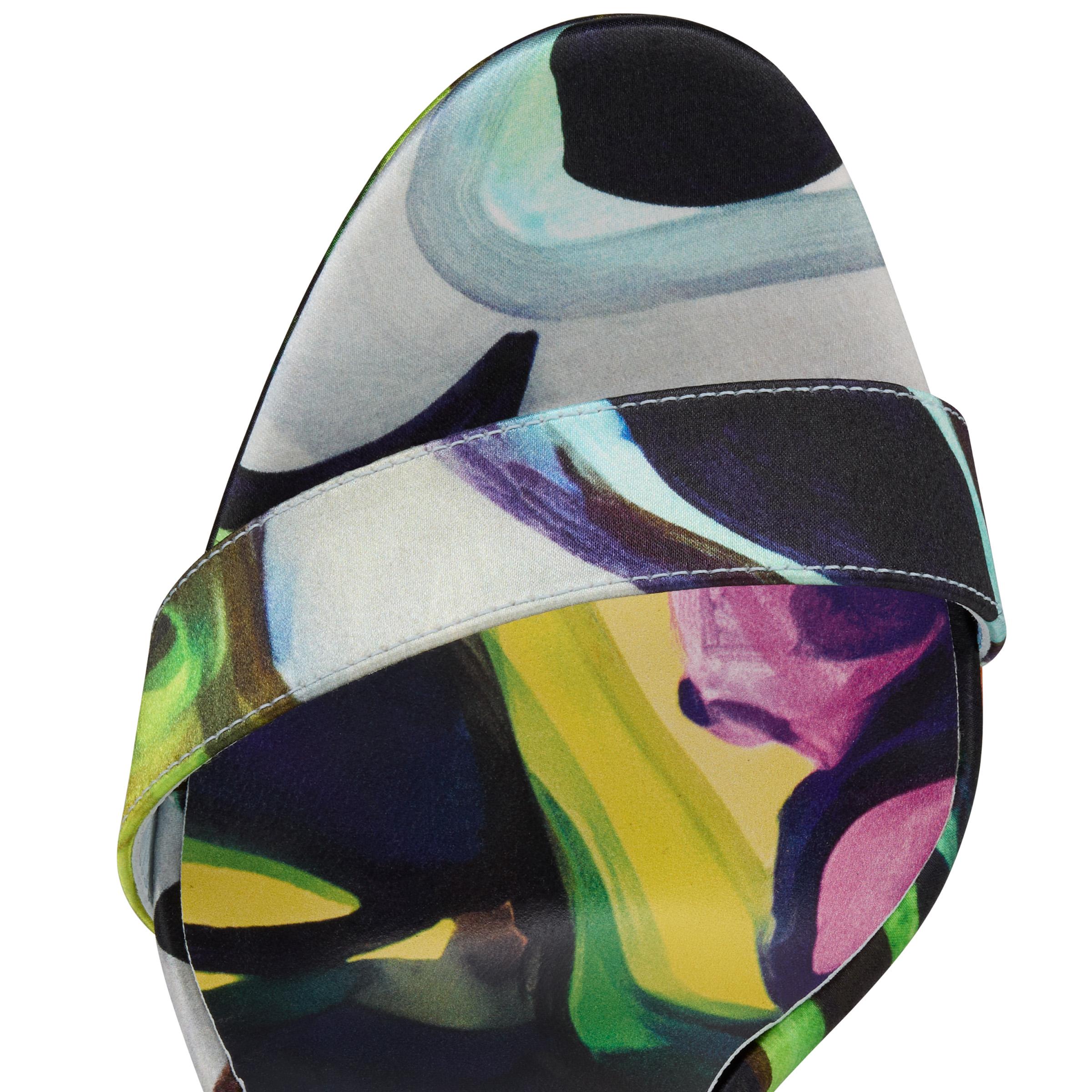 Loubi Queen Alta Product Image