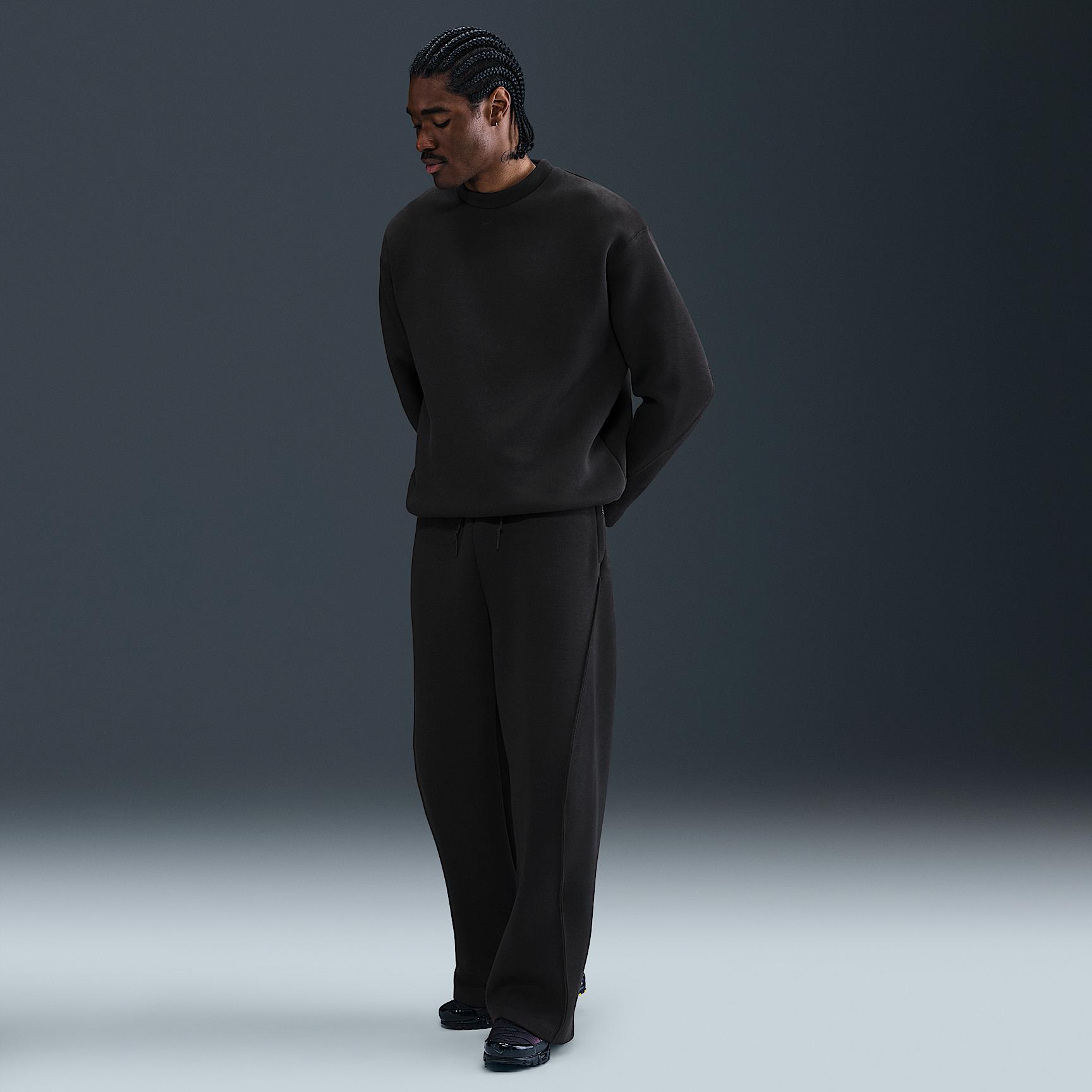Nike Mens Tech Fleece Loose-Fit Open Hem Pants | HV6541-010 Product Image