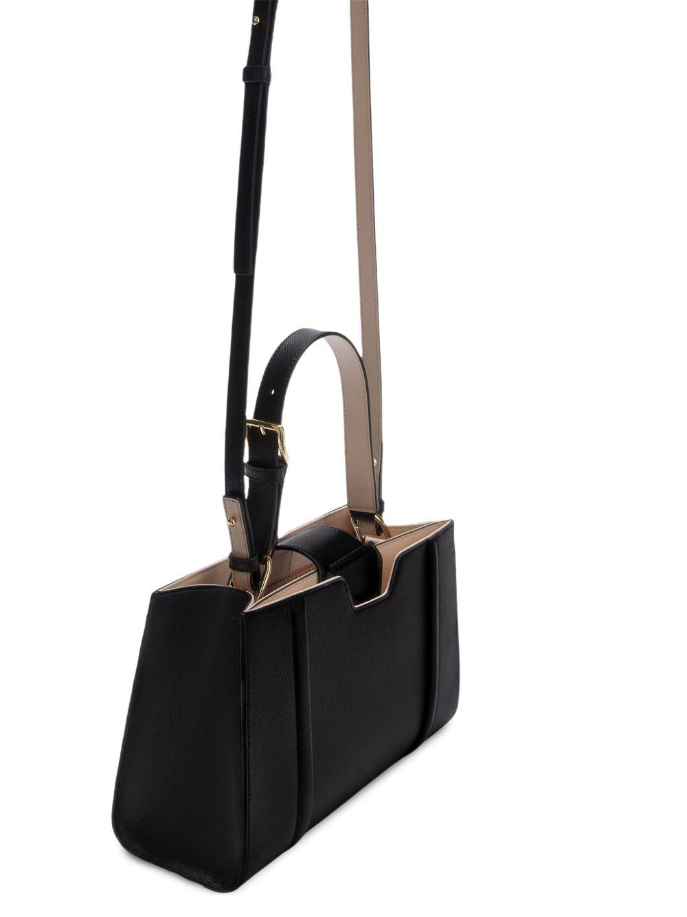 leather tote bag  Product Image