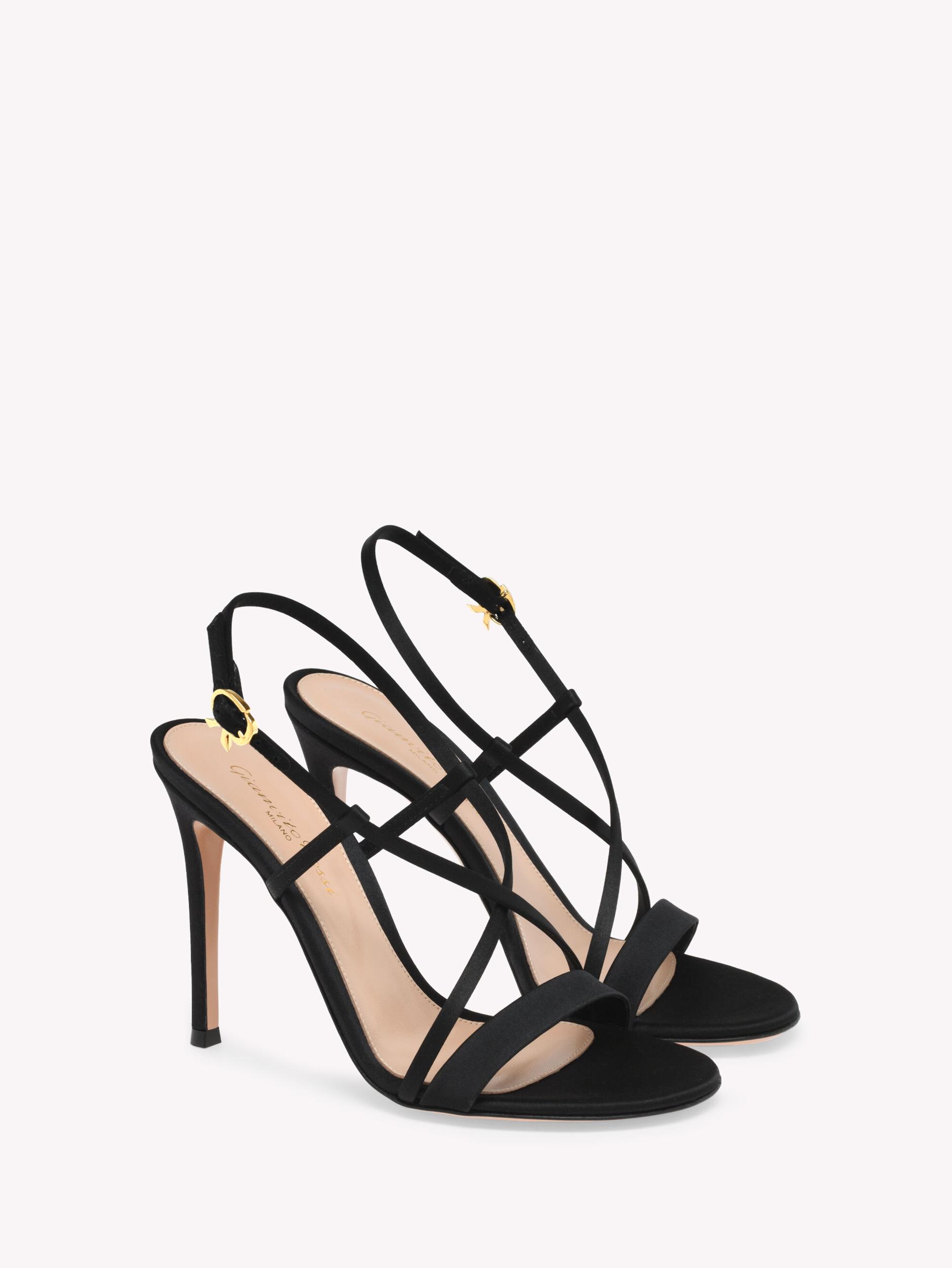 LARISSE Gianvito Rossi Product Image