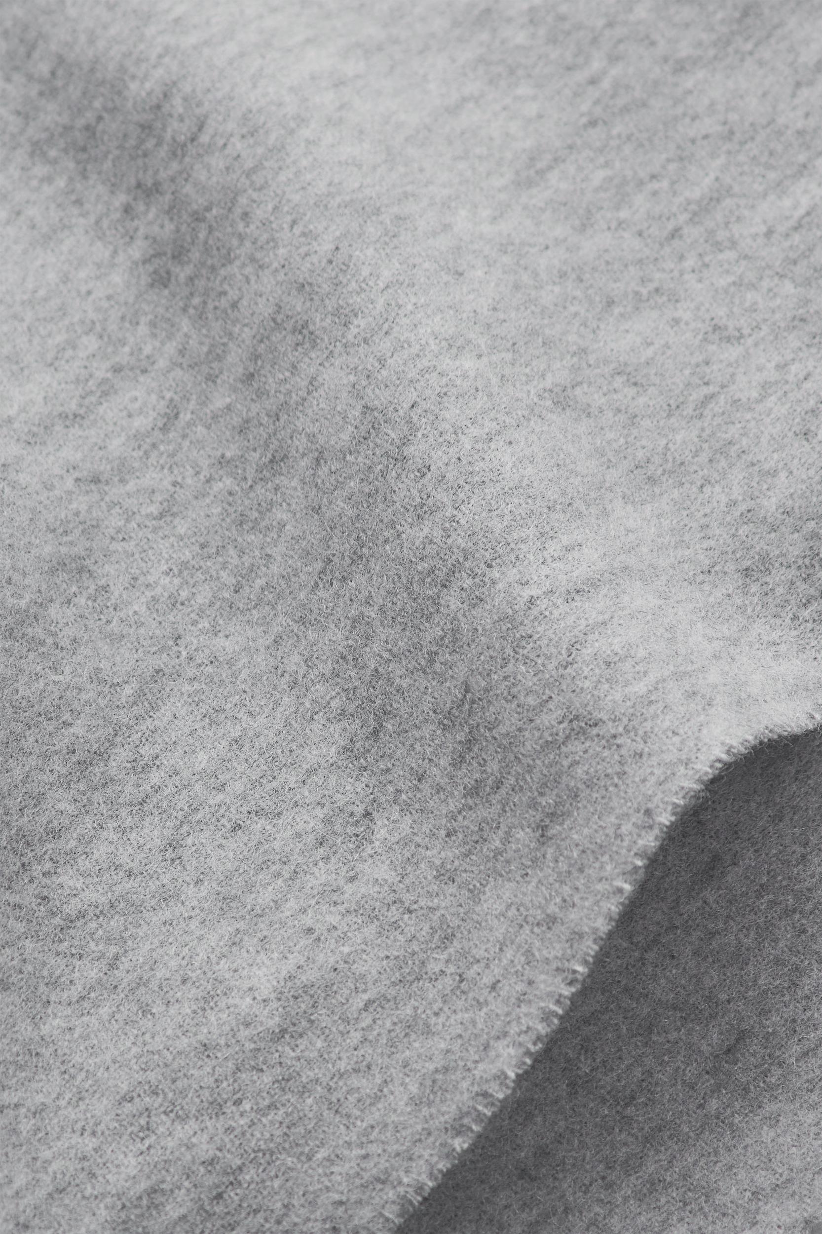 FRINGED WOOL SCARF Product Image