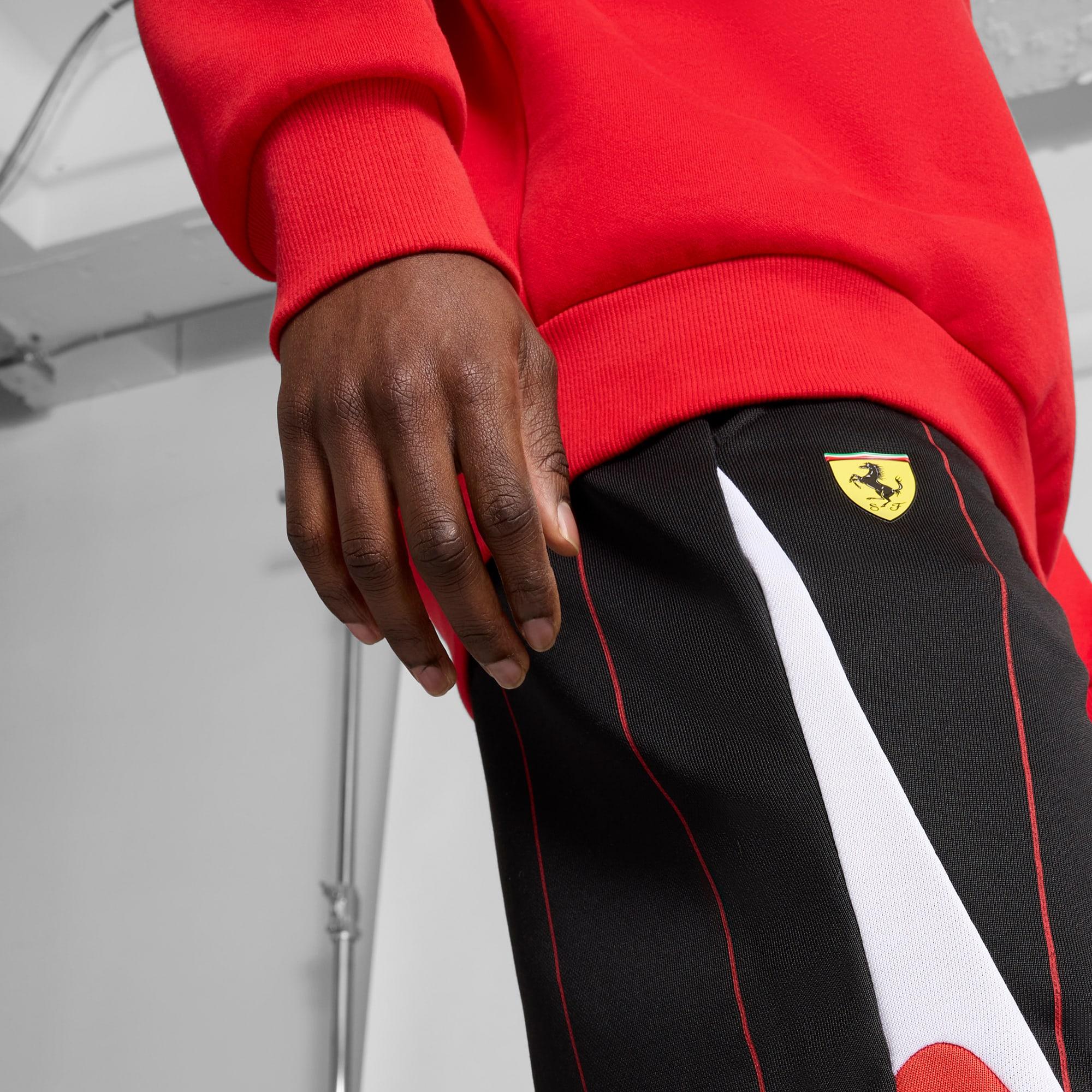Scuderia Ferrari Race Men's Shorts Product Image