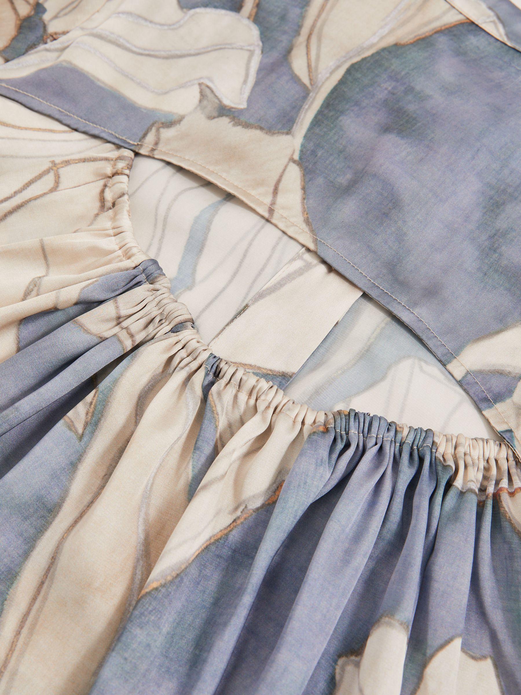 Floral Print Gathered Cut Out Shirt in Blue Product Image