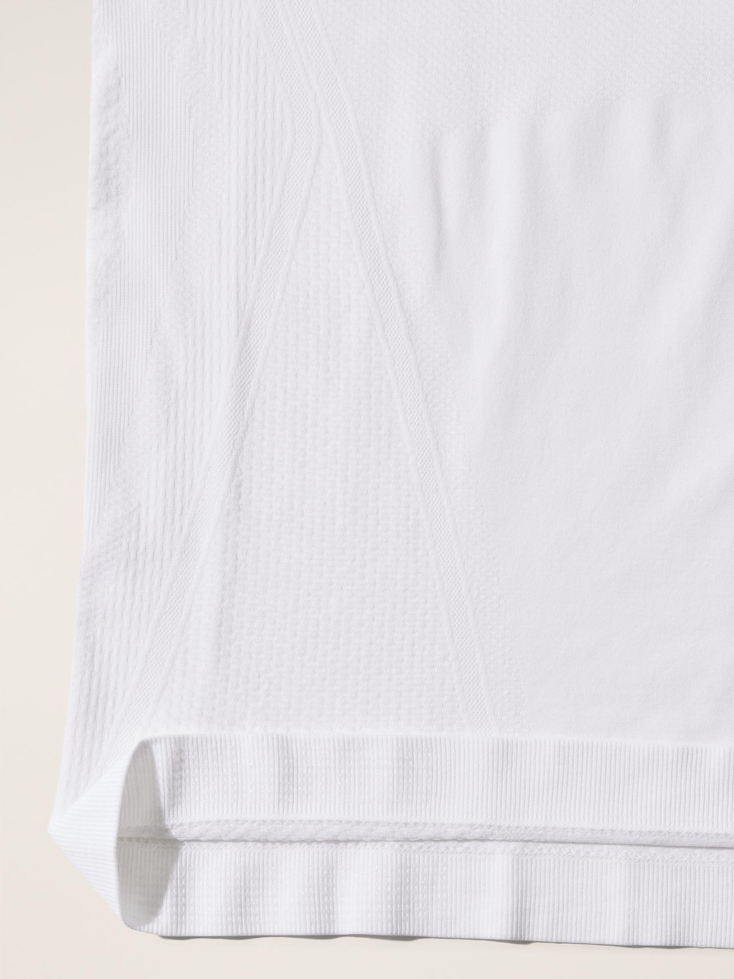 Momentum Seamless Tank Product Image