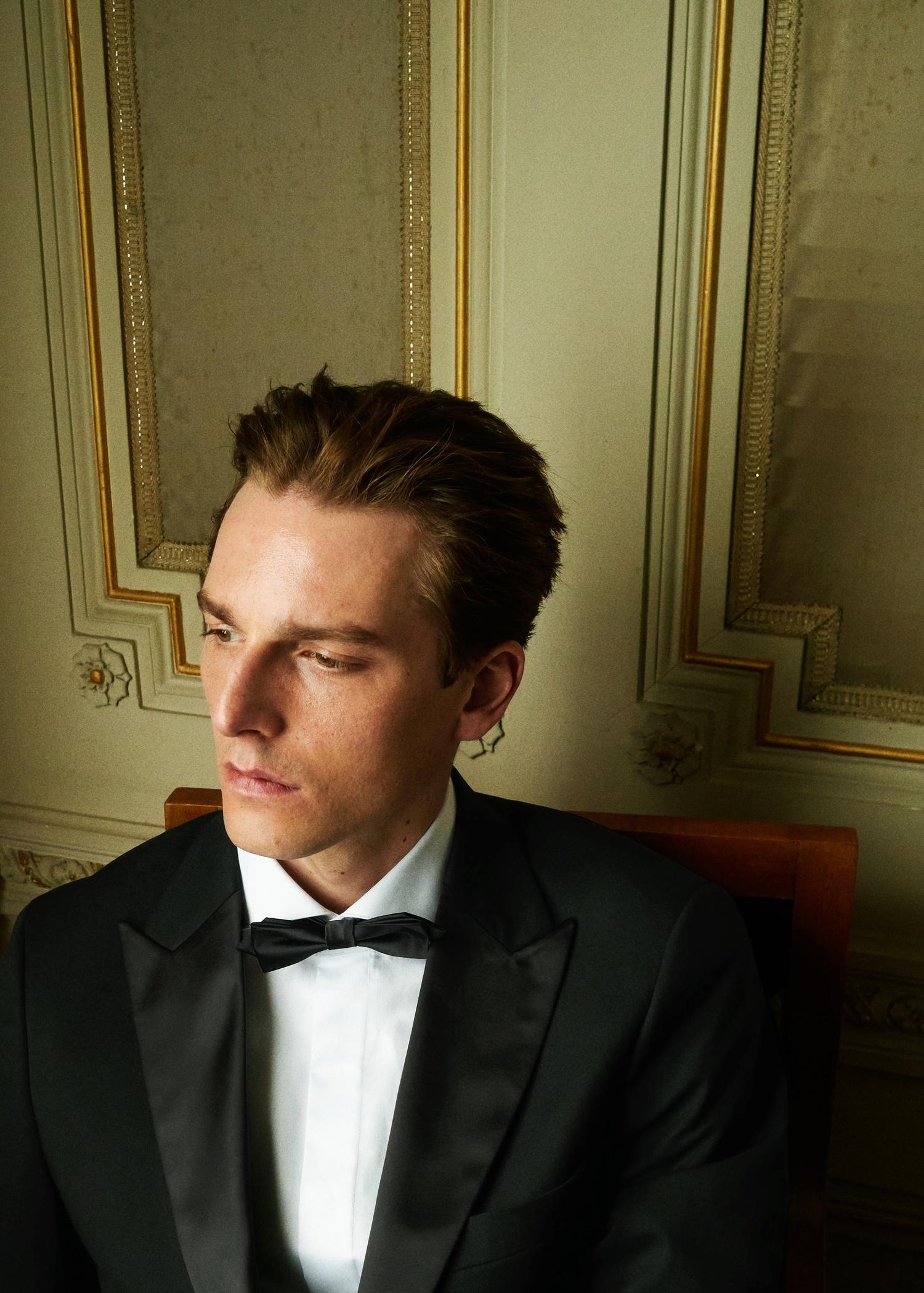 Satin lapels suit blazer - Men | MANGO USA Product Image