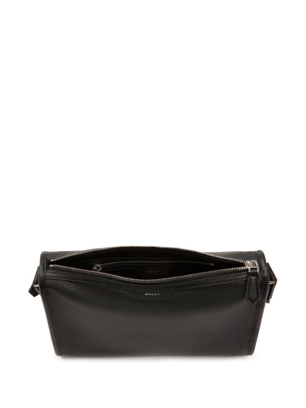 leather messenger bag Product Image