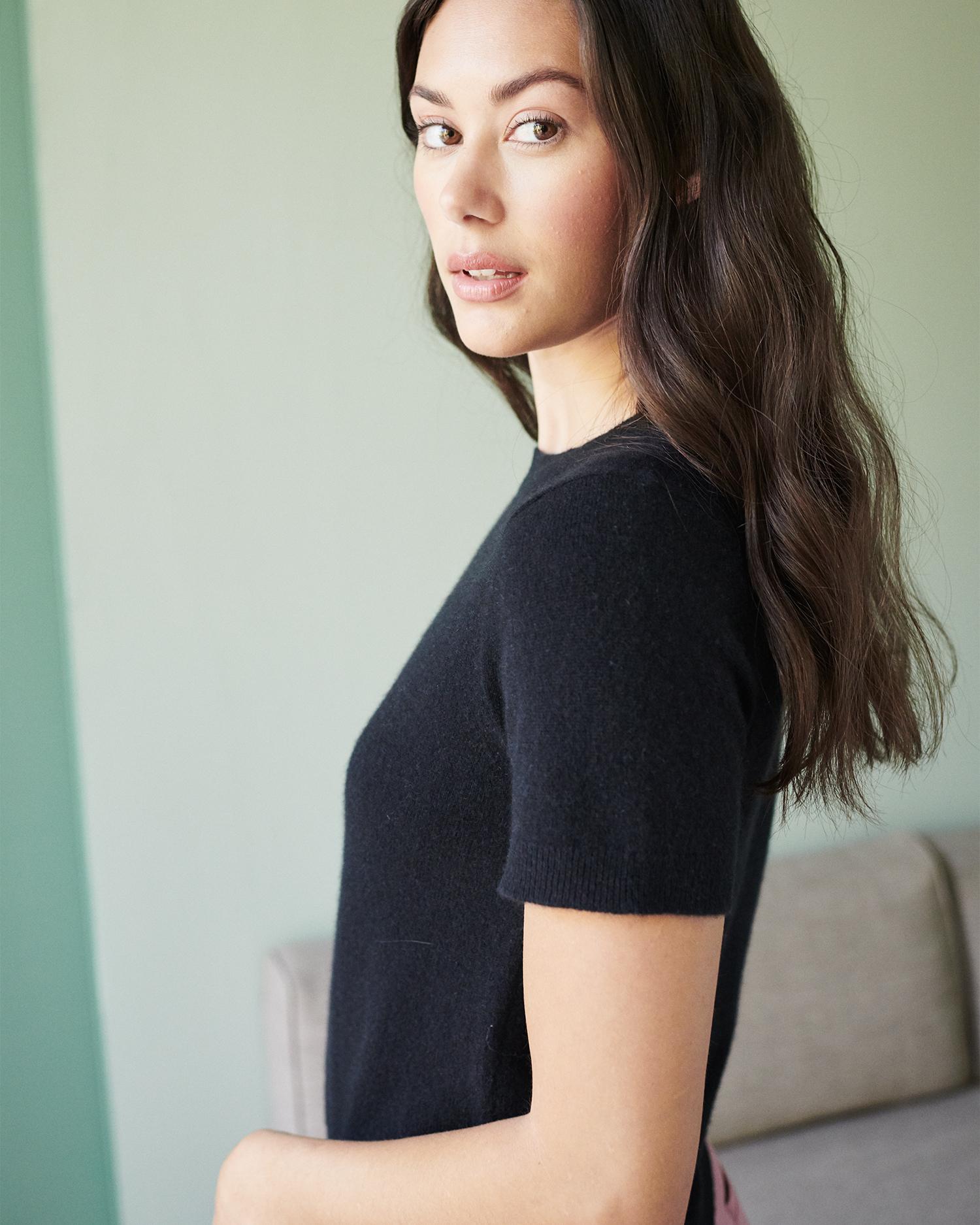 Quince | Women's Mongolian Cashmere T-Shirt Size XS Product Image