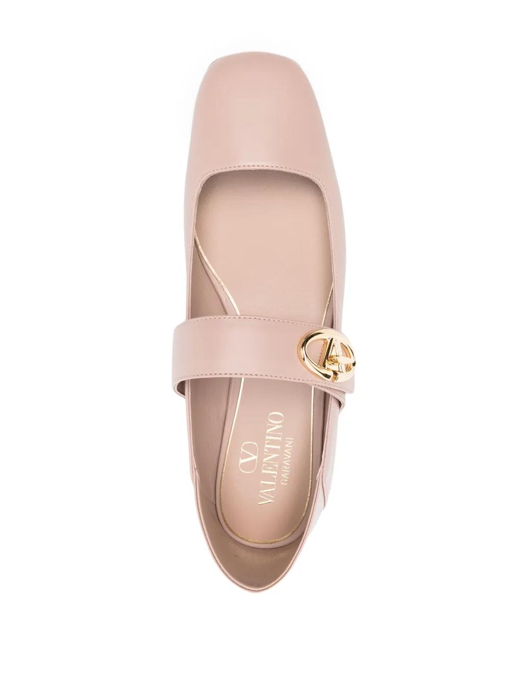 VLogo Signature leather ballerina shoes Product Image
