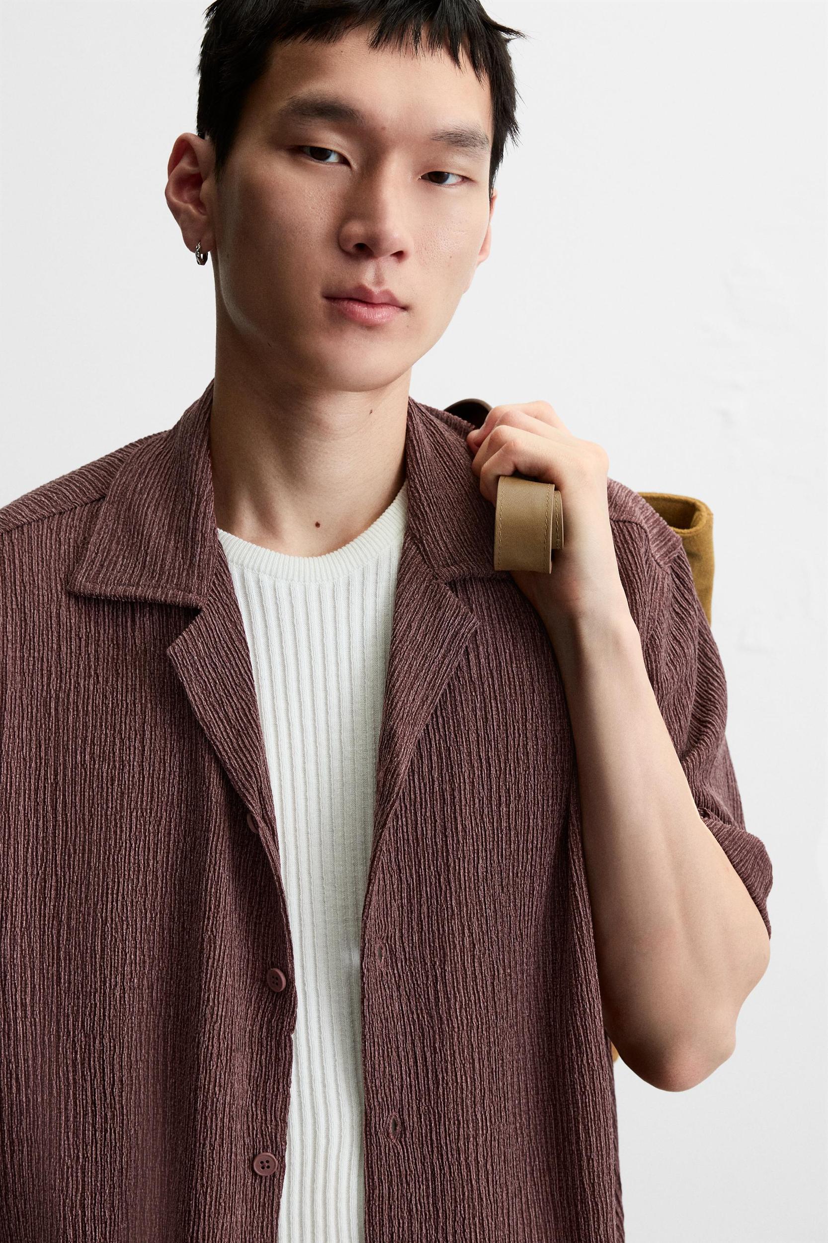 WASHED TEXTURED SHIRT Product Image