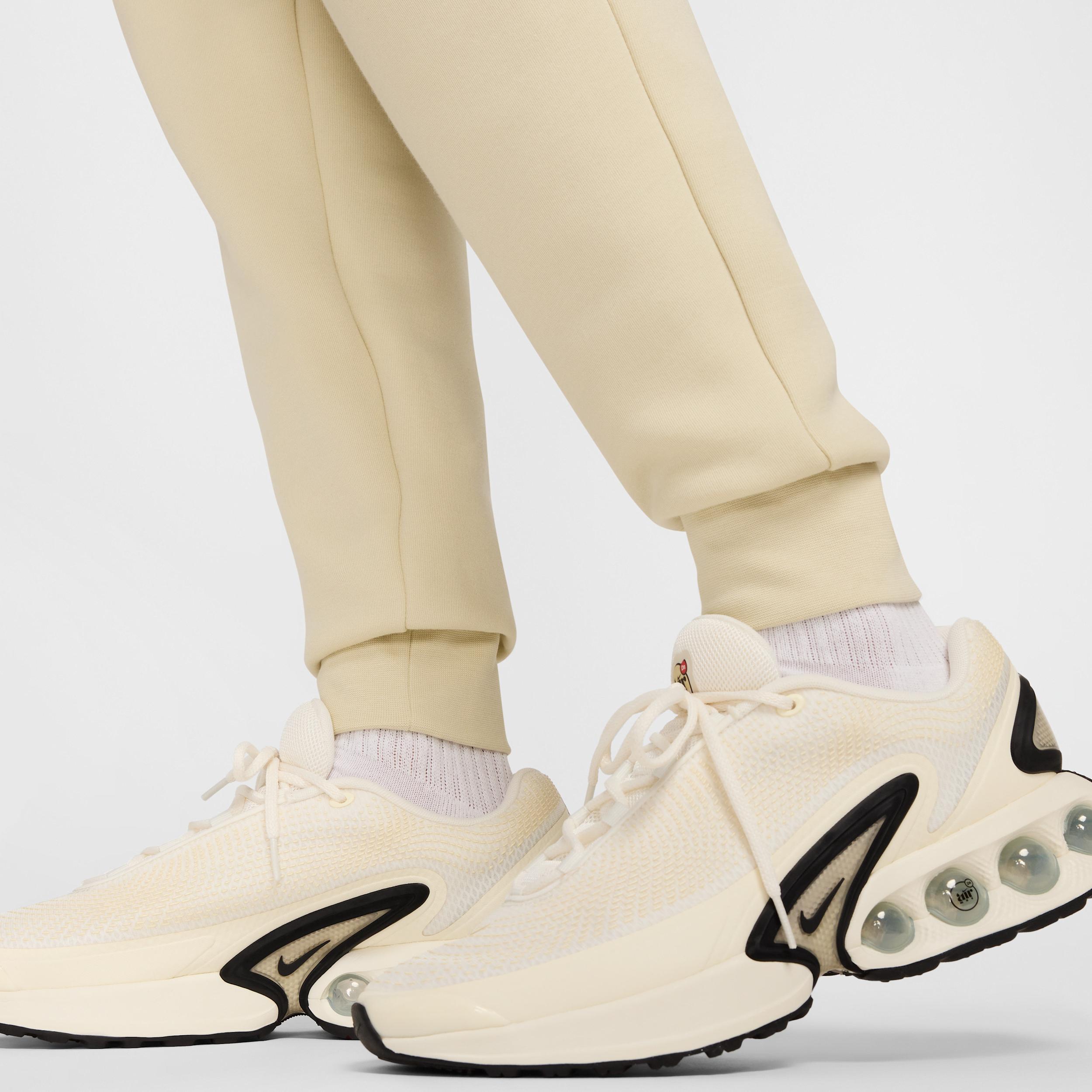 Nike Mens Tech Fleece Jogger Pants | HV0959-234 Product Image