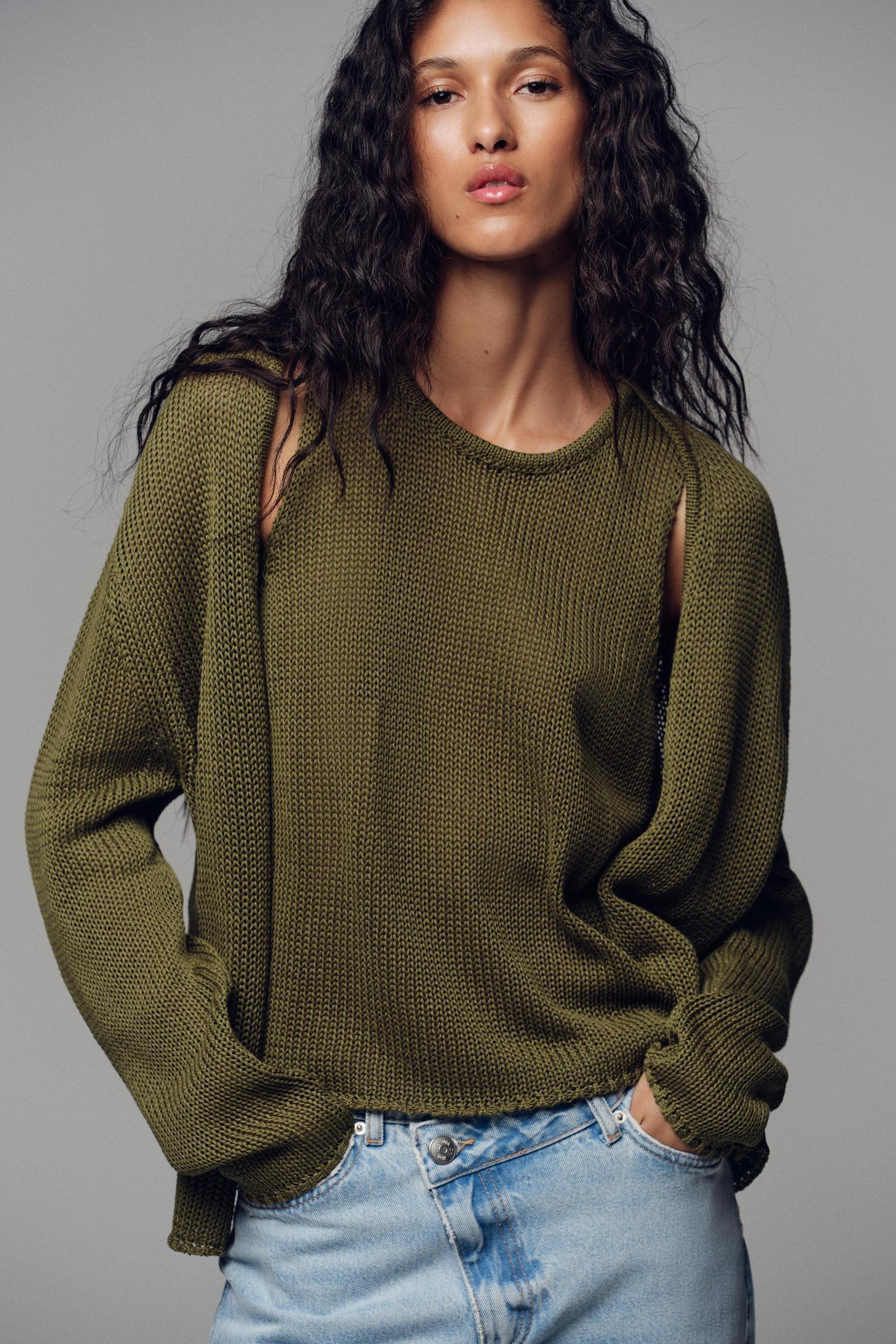 100% COTTON KNIT TOP Product Image