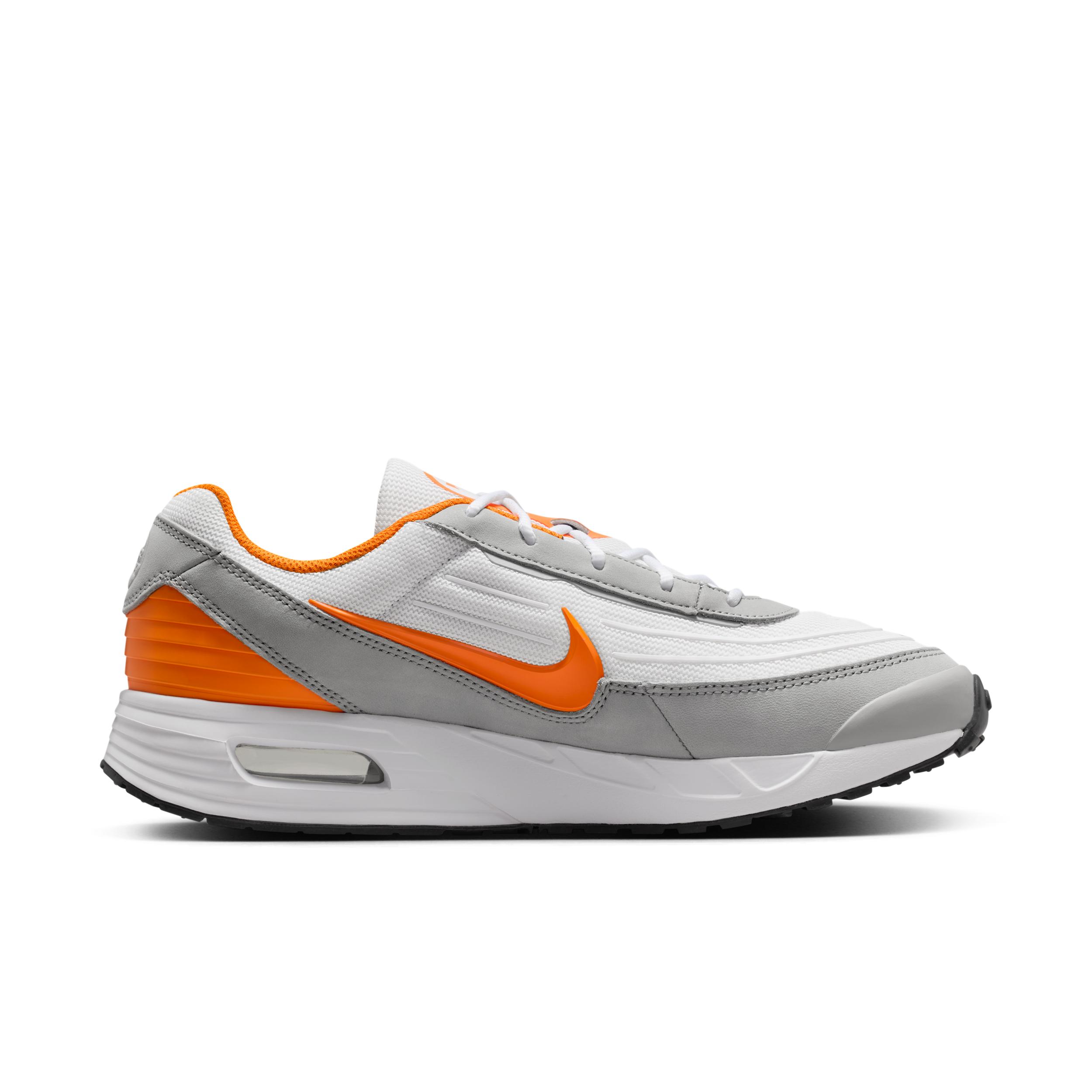 Nike College Air Max Verse (Tennessee) Men's Shoes Product Image