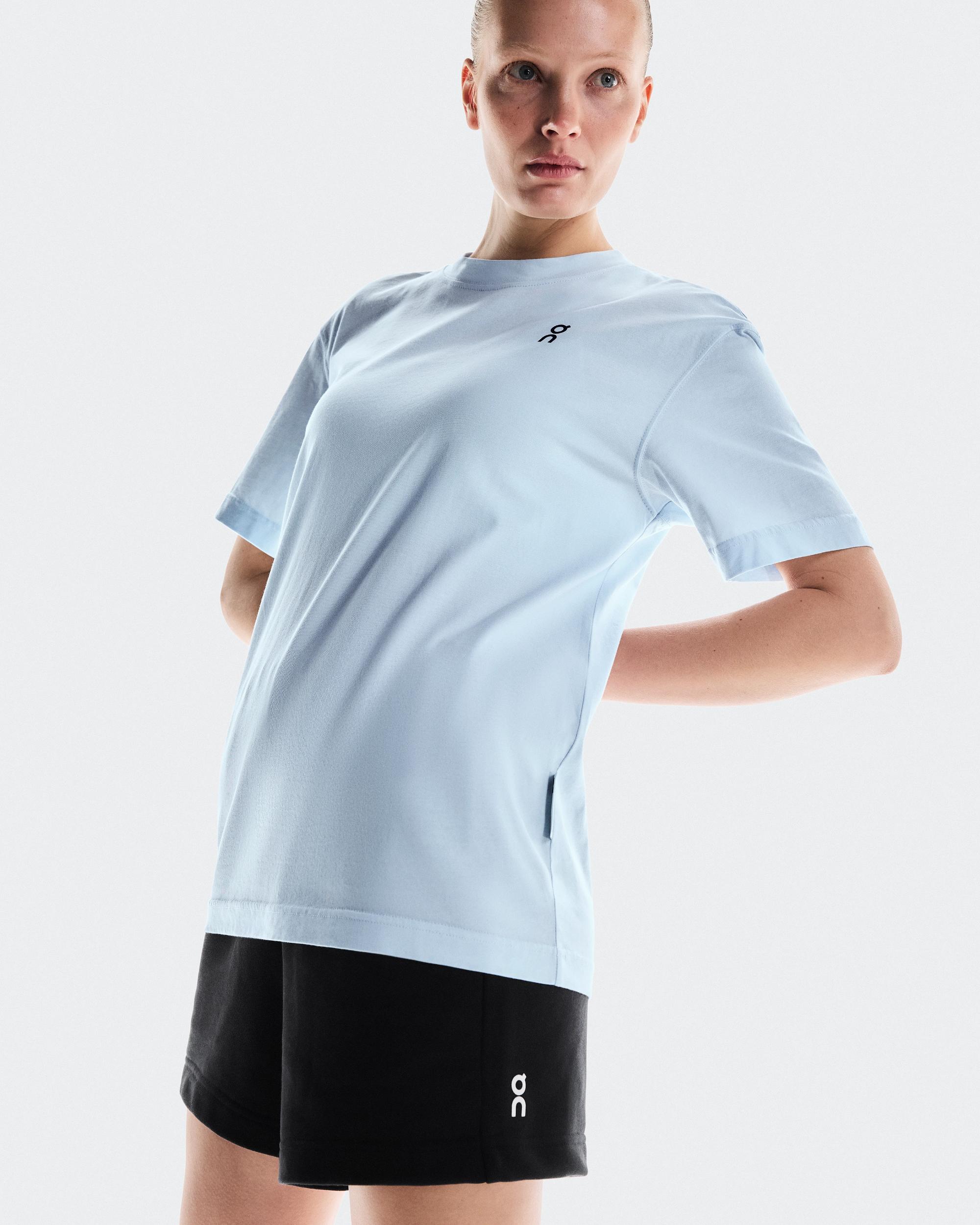 Graphic-T: Women's Organic Cotton T-Shirt With Logo Print Product Image