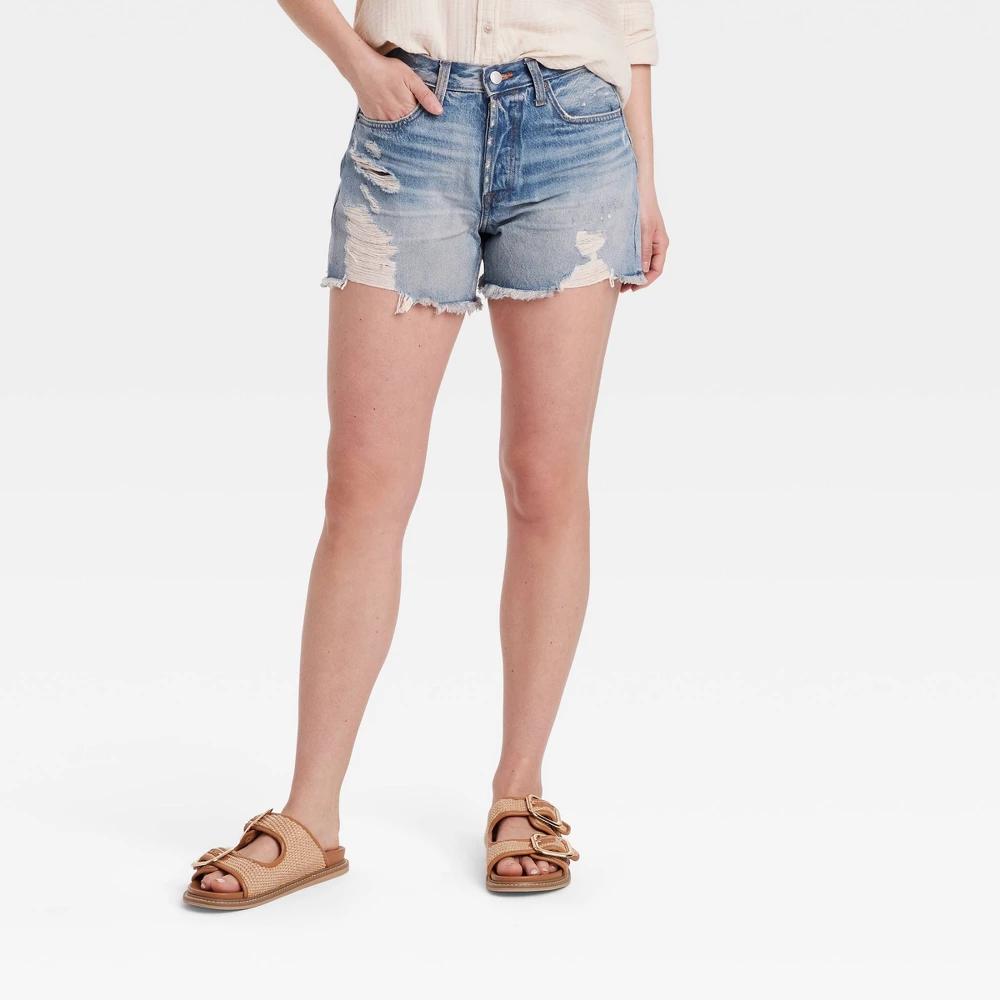 Women's Mid-Rise 90's Baggy Denim Shorts - Universal Thread™ 14: 2.5" Inseam Product Image