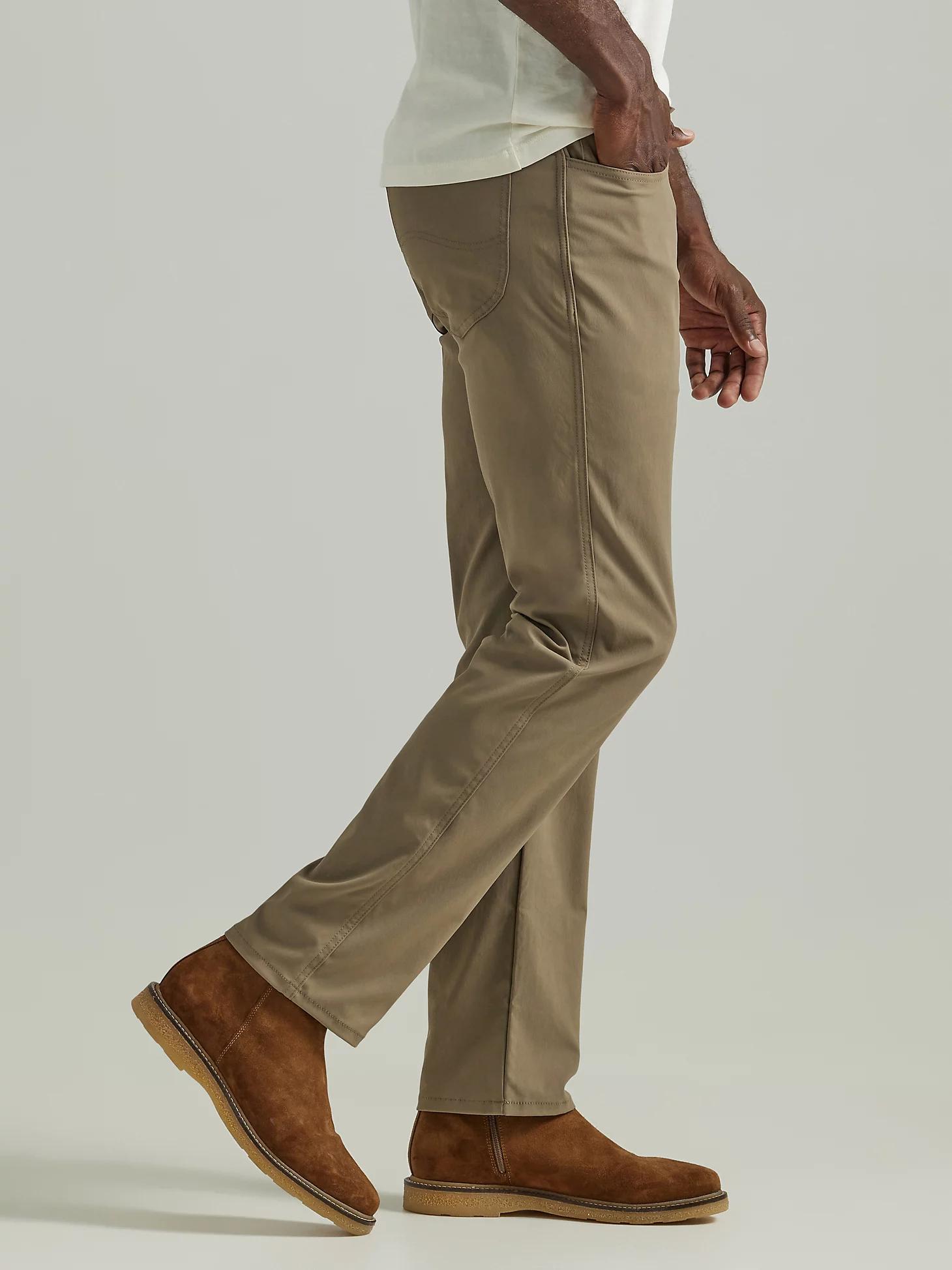 Men's Extreme Motion 4-Way Stretch Performance Pant | Men's Pants | Lee® Product Image