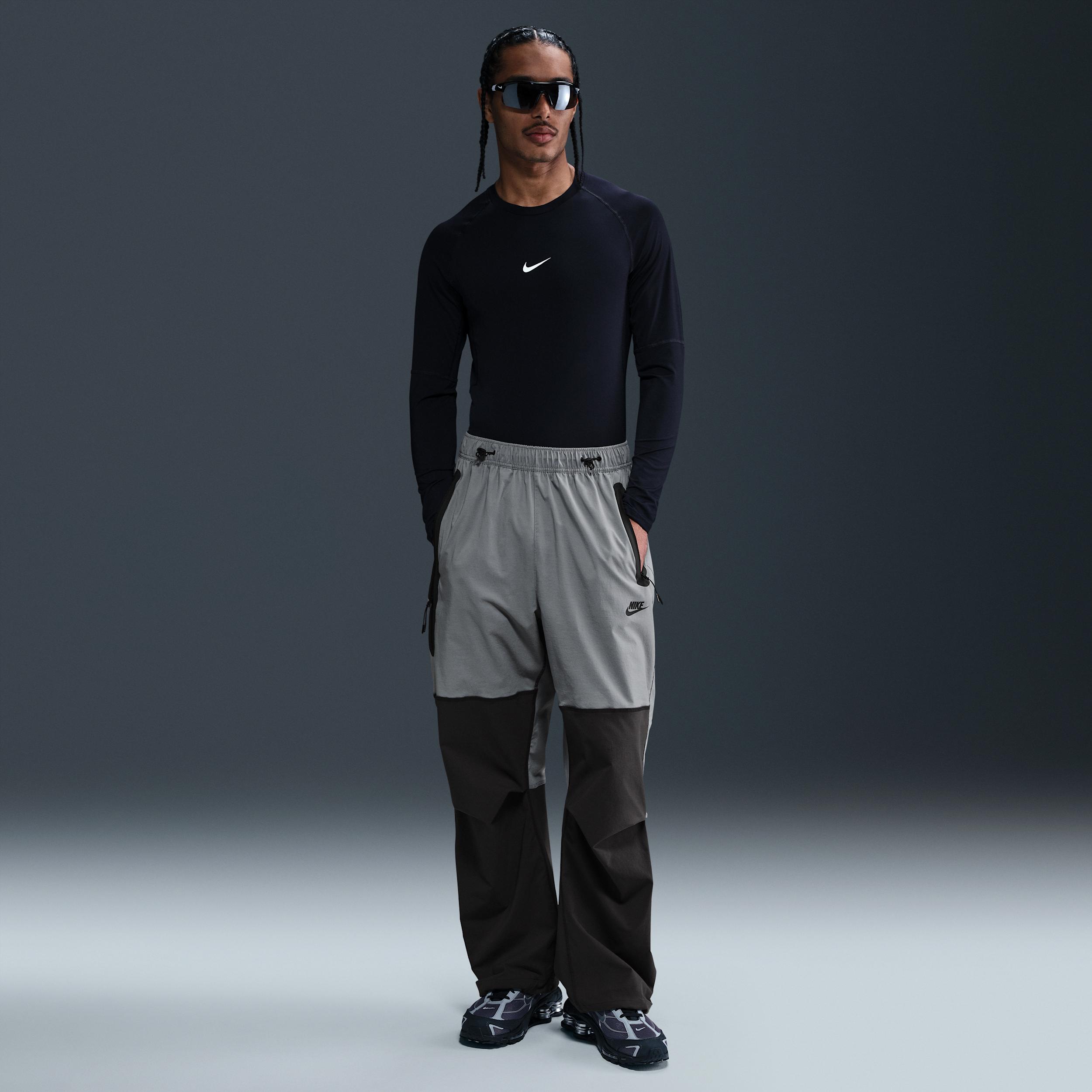 Nike Mens Tech Woven Oversized Pants | HM7158-065 Product Image