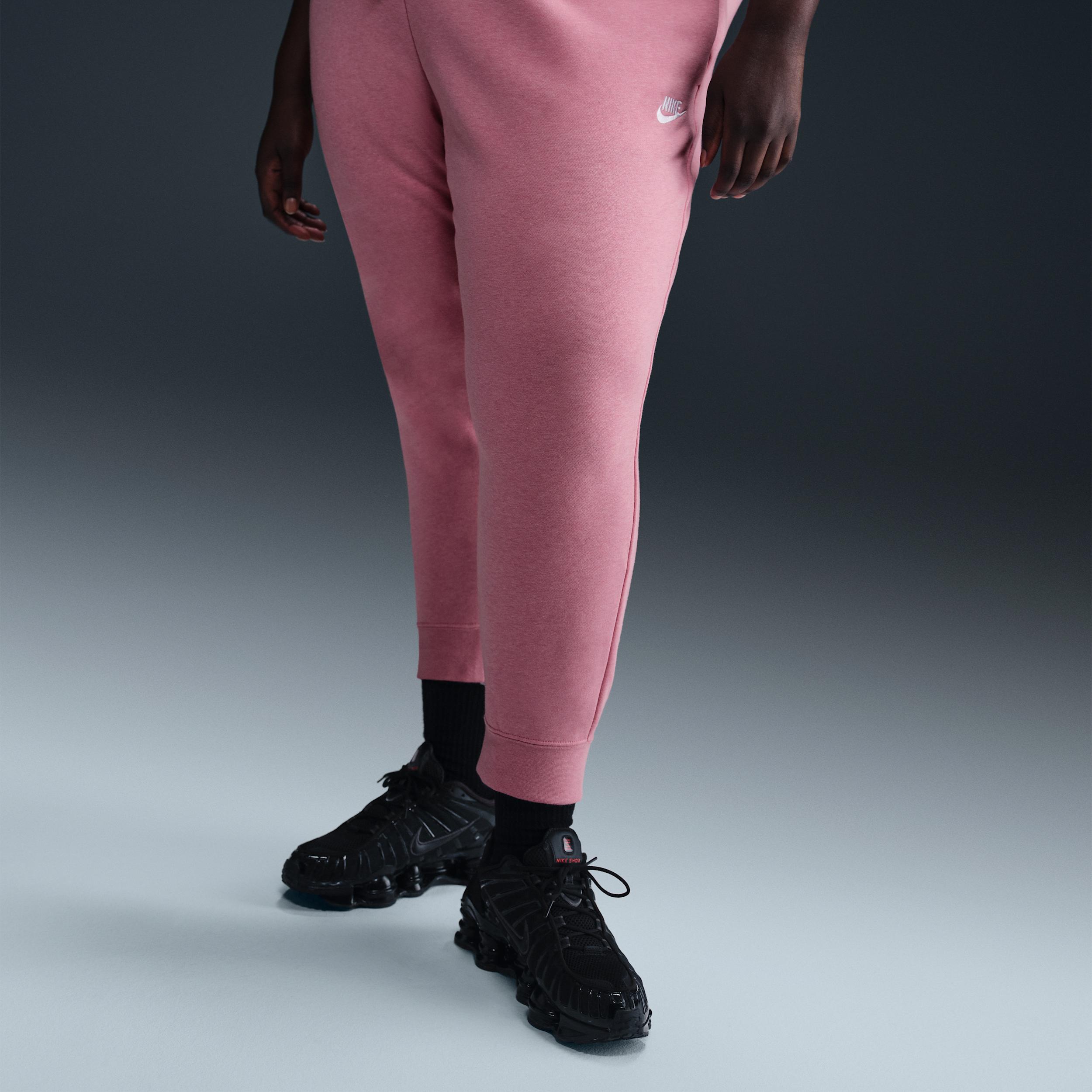 Women's Nike Sportswear Club Fleece Mid-Rise Jogger Pants (Plus Size) Product Image