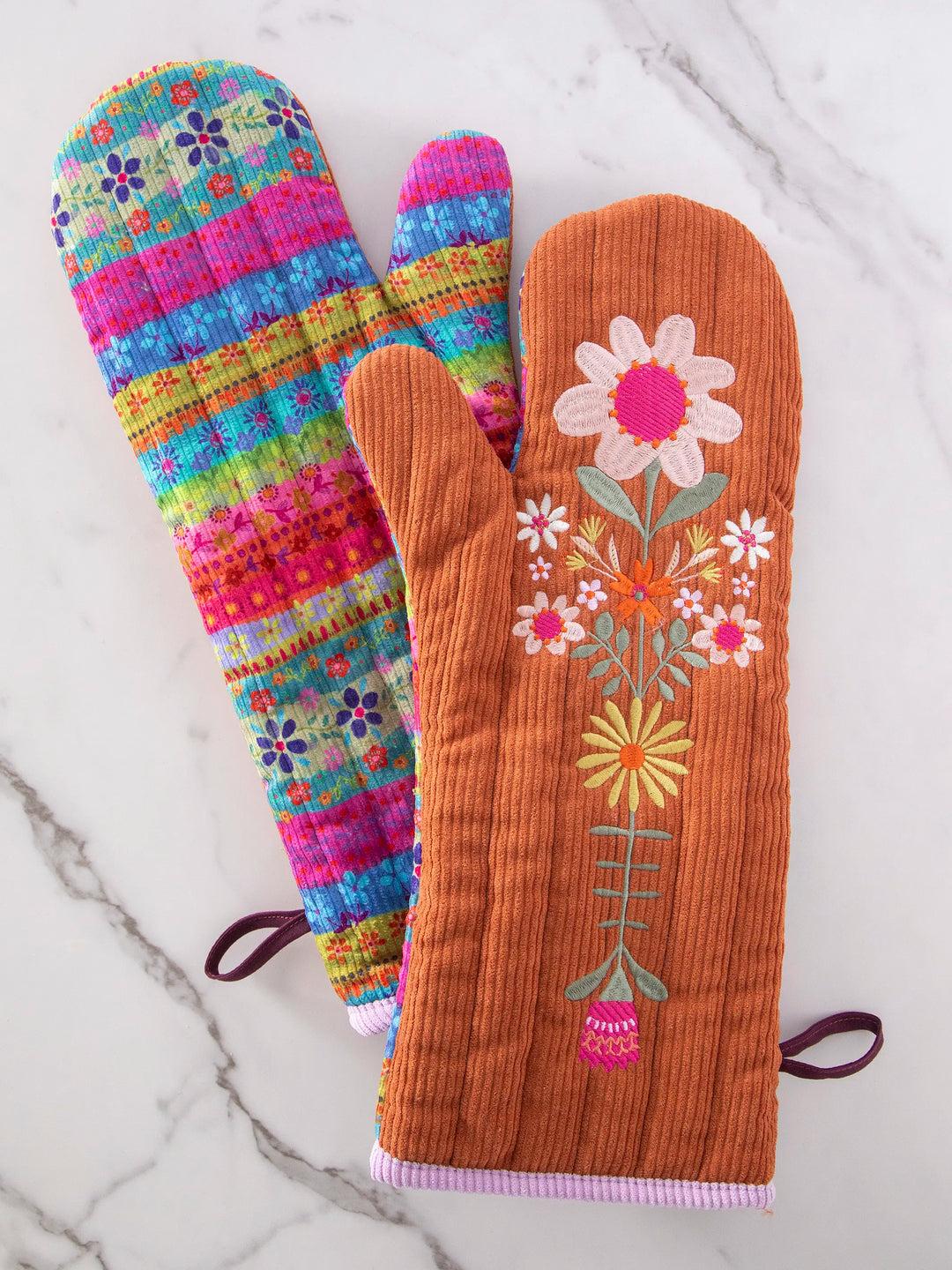 Bake Happy Double-Sided Oven Mitt Product Image