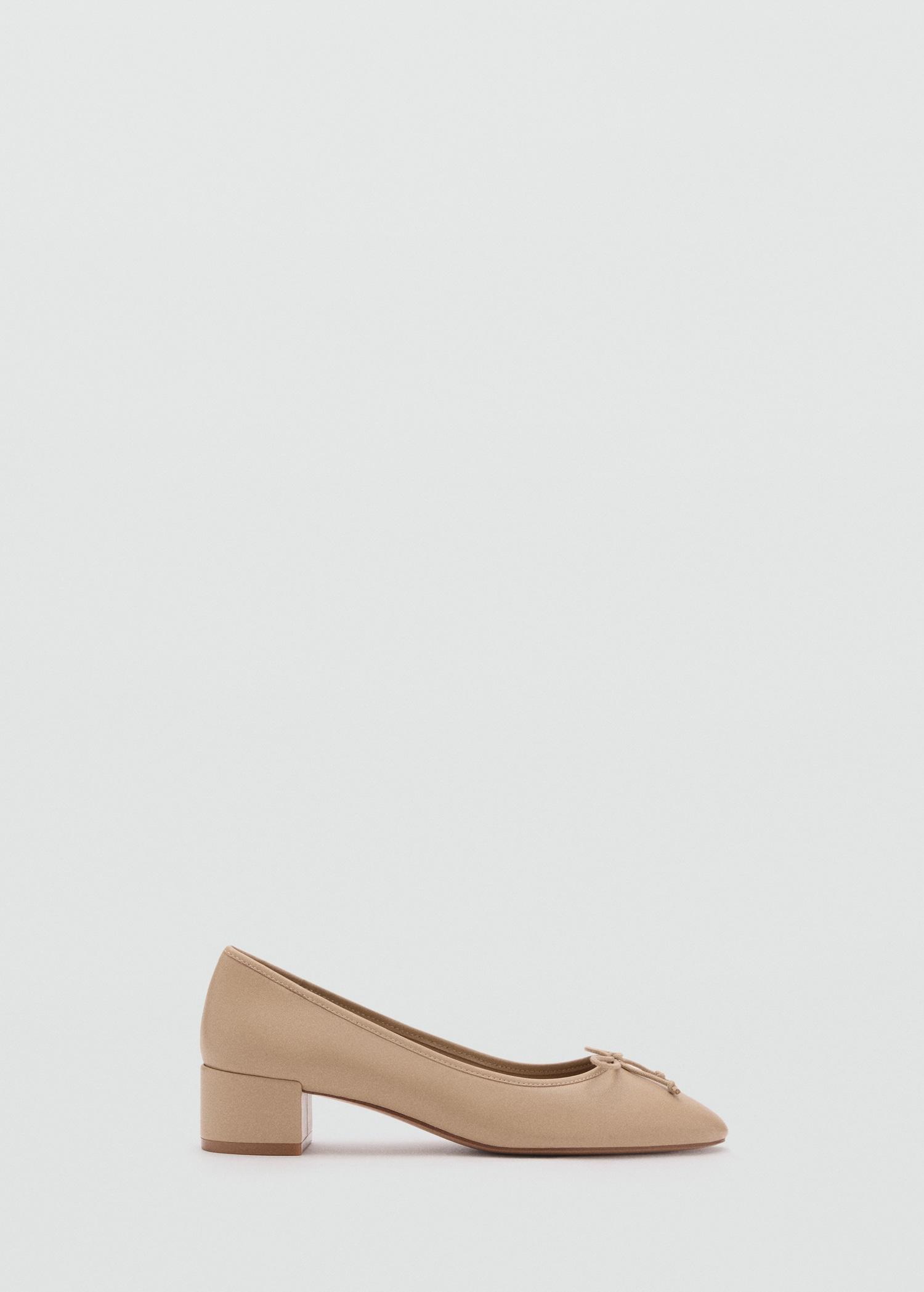 Heeled ballet flats with leather bow - Women | MANGO USA Product Image