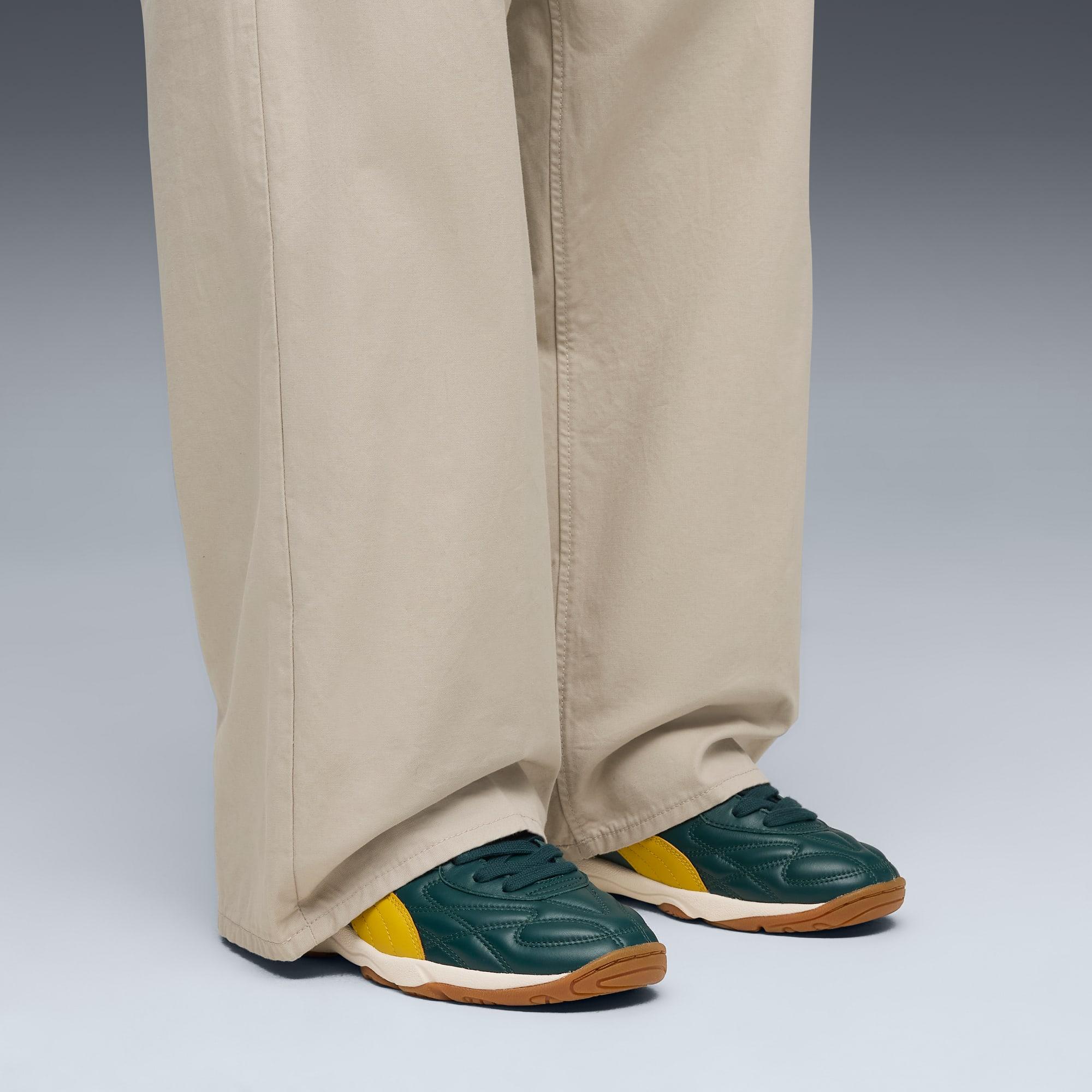 King Indoor Sneakers Product Image