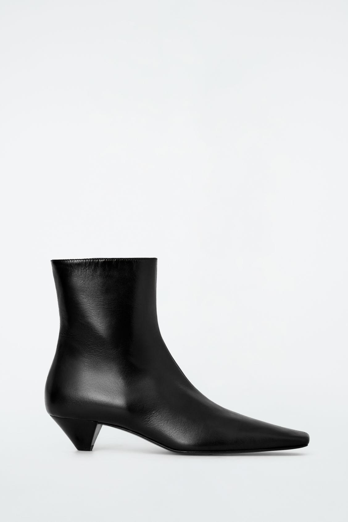 SQUARE-TOE LEATHER ANKLE BOOTS Product Image