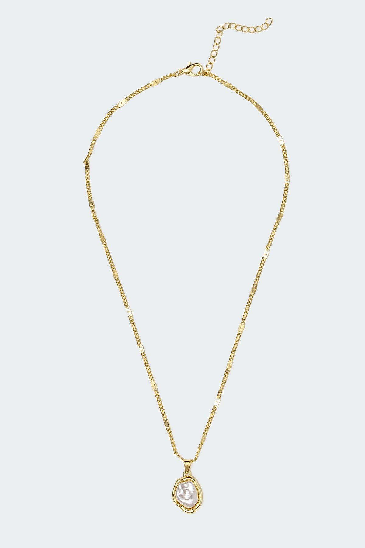 Pearl Pendant Necklace Product Image