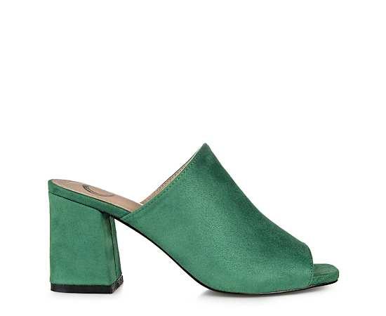 isotoner Gemma Sculpted Microterry Hoodback Women's Slippers,  Product Image