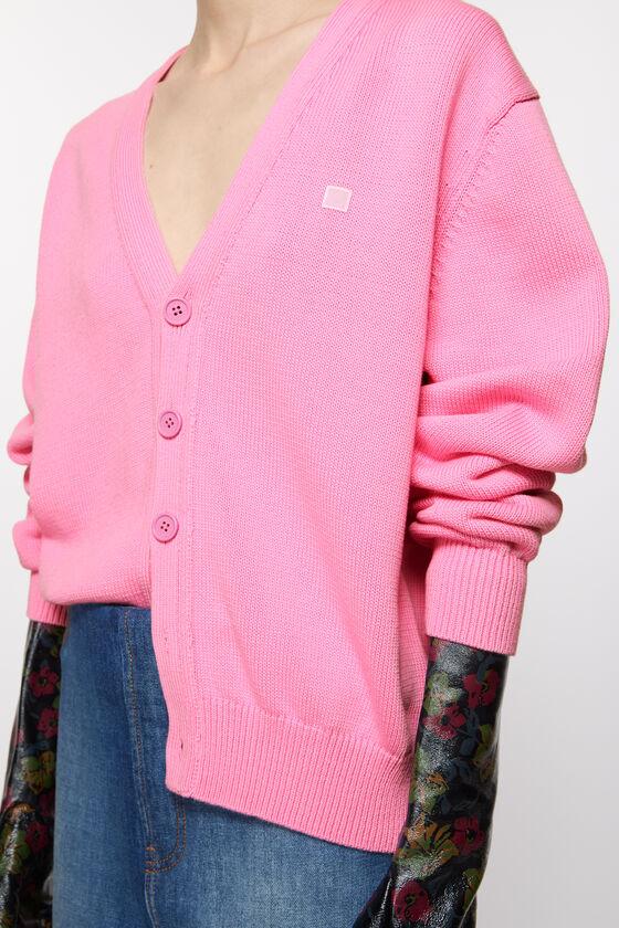Cardigan v-neckline Product Image
