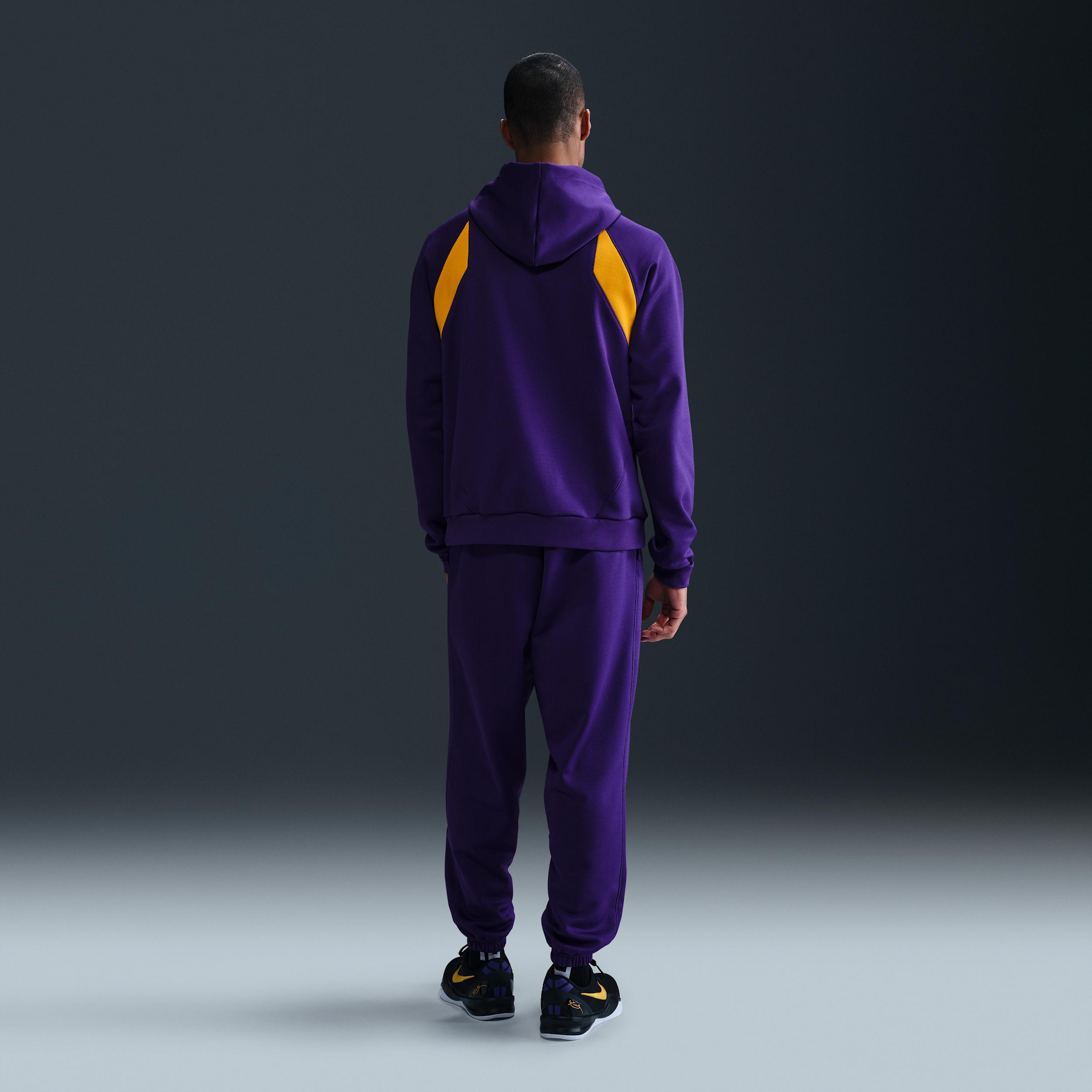 Nike Men's Kobe Therma-FIT Pullover Hoodie Product Image